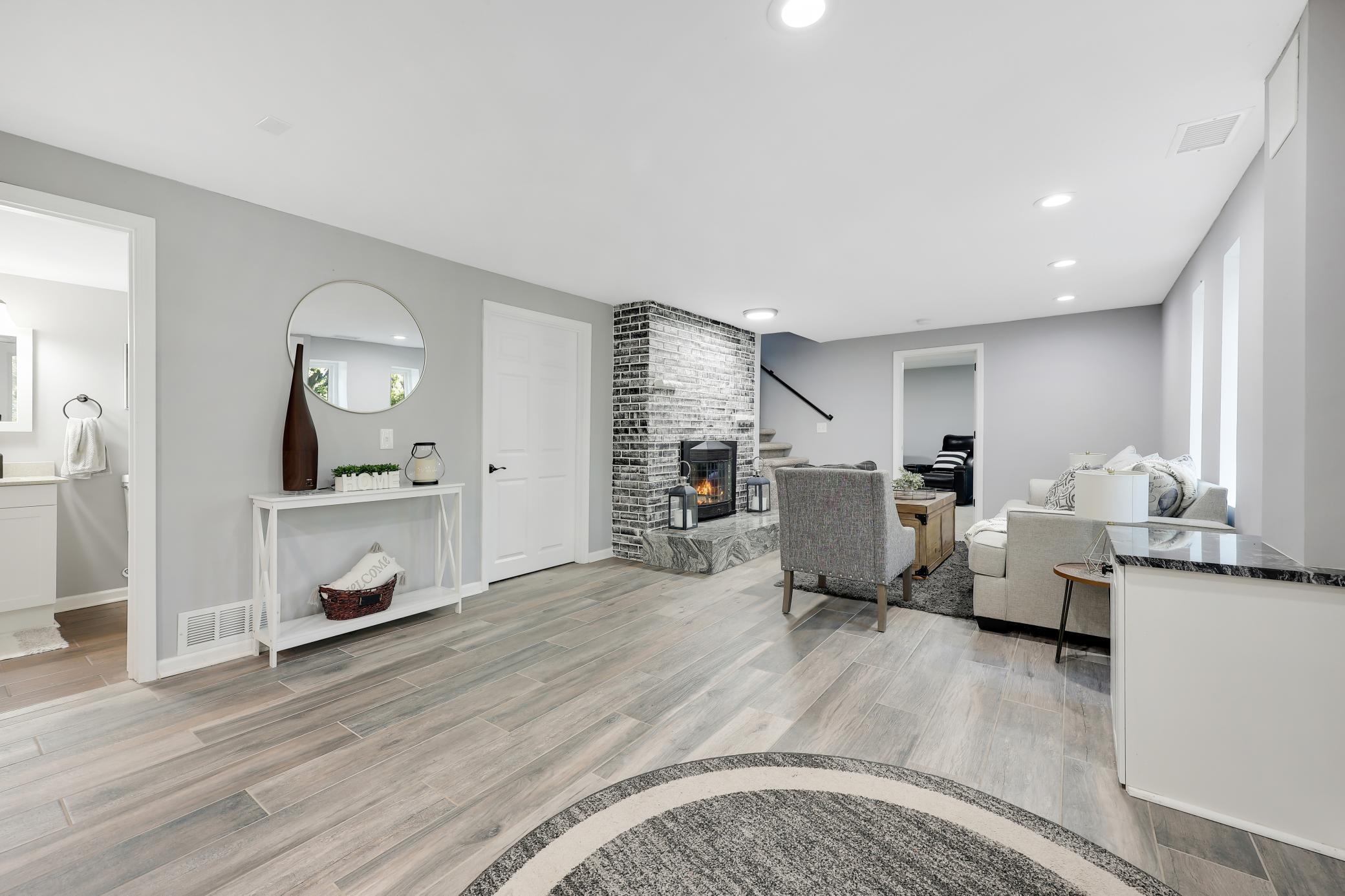 View of Residential at 14104 Knollway Drive, Minnetonka MN 55305, Minnetonka (31 of 68) - Mike Wilen | Minnesota Team Real Estate