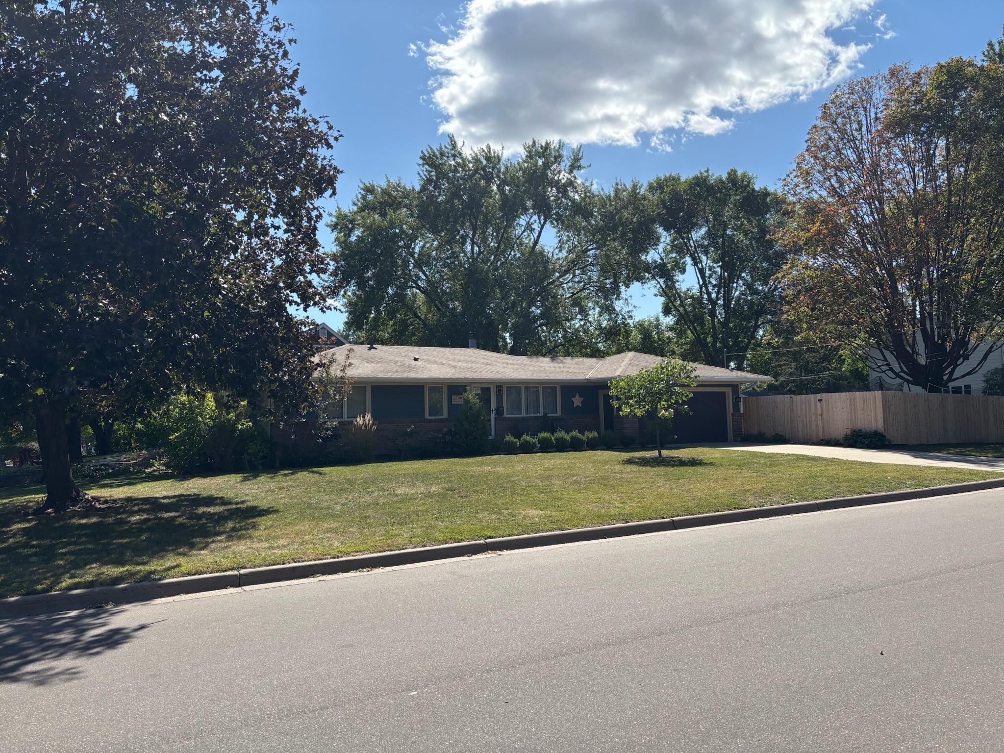 View of Residential at 2508 34th Avenue, Saint Anthony MN 55418, Saint Anthony (2 of 22) - Mike Wilen | Minnesota Team Real Estate