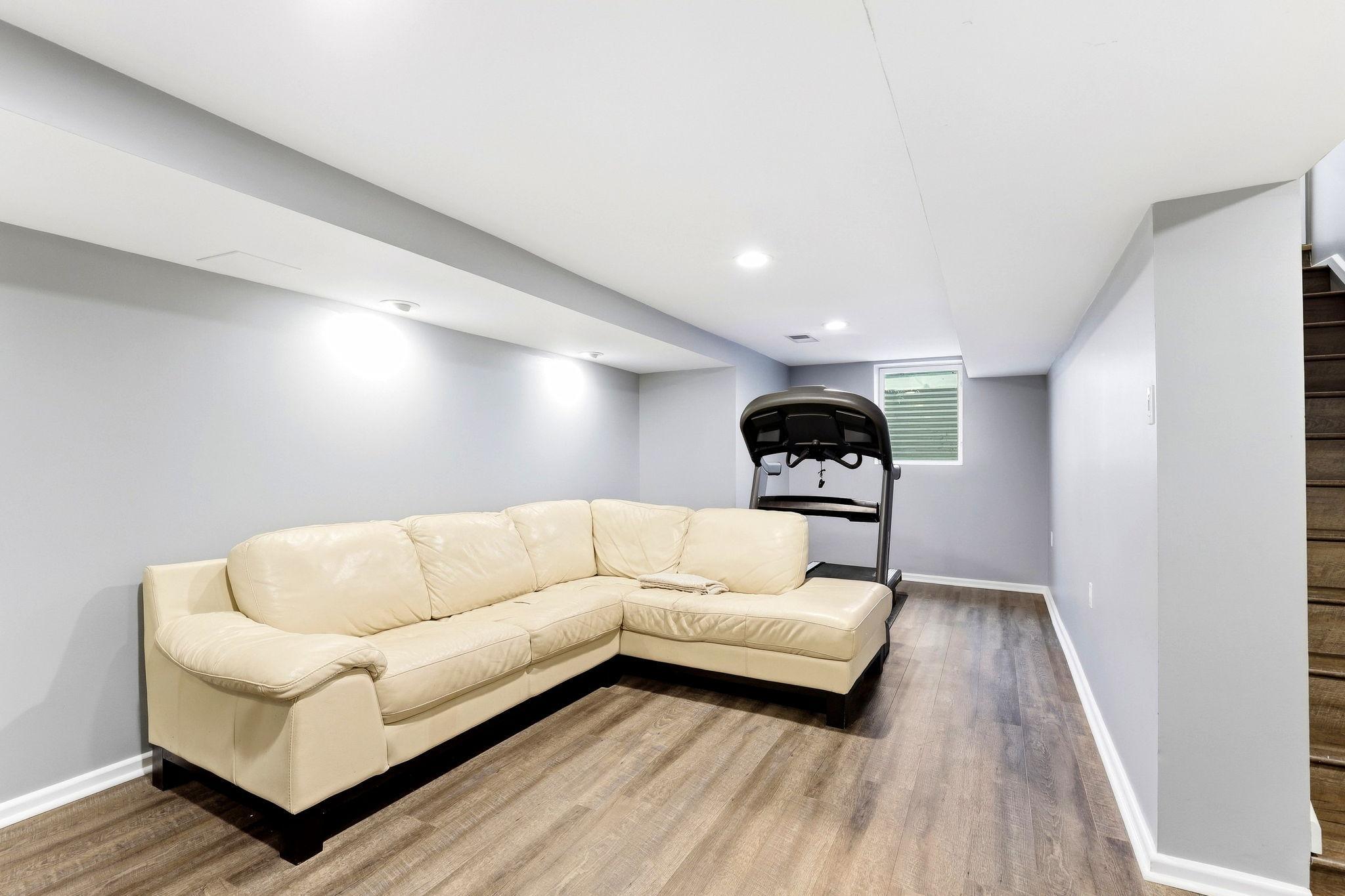 View of Residential at 2701 Webster Avenue, Saint Louis Park MN 55416, Saint Louis Park (18 of 29) - Mike Wilen | Minnesota Team Real Estate