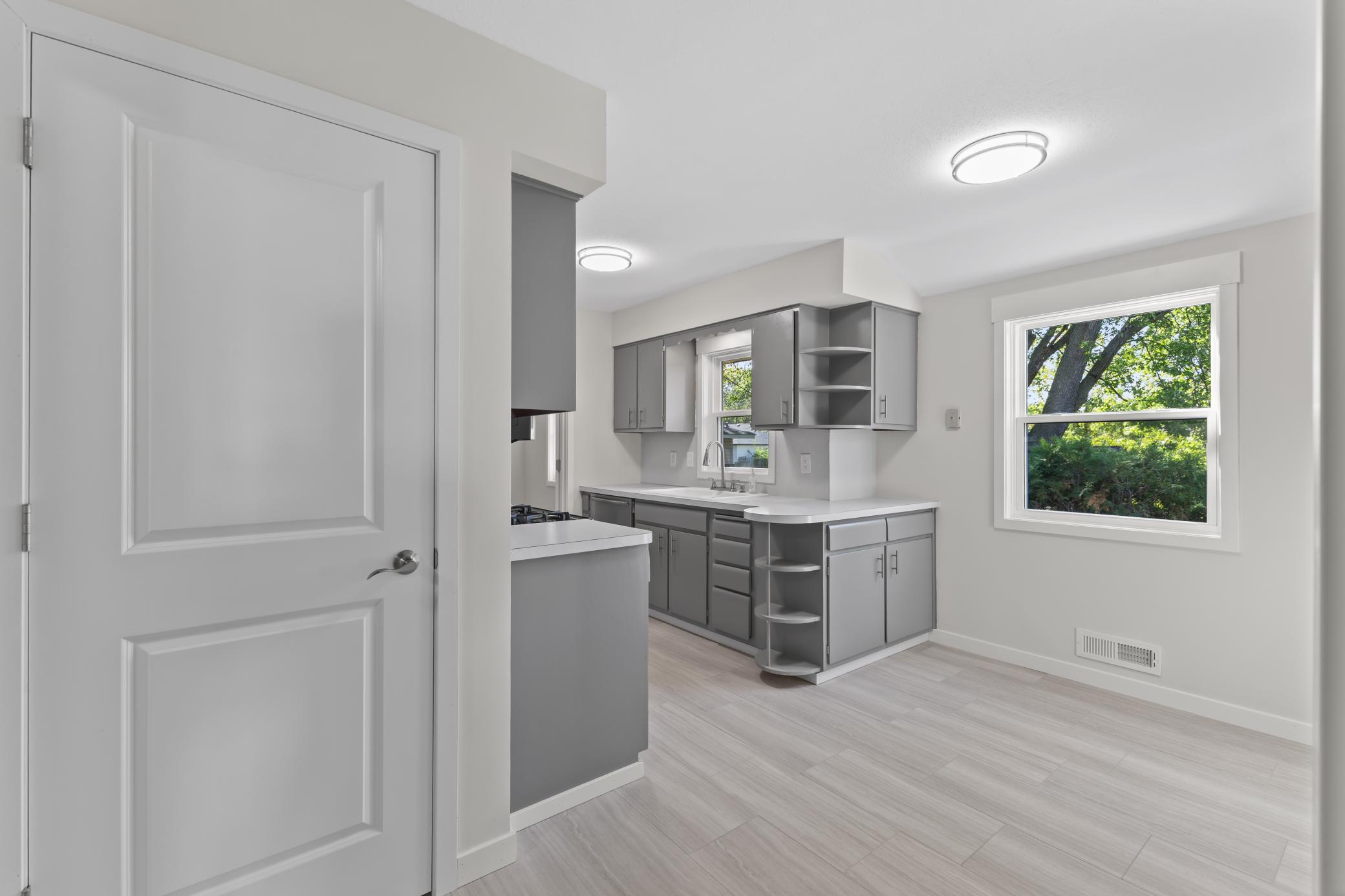 View of Residential at 10913 Washington Street, Blaine MN 55434, Blaine (25 of 46) - Mike Wilen | Minnesota Team Real Estate