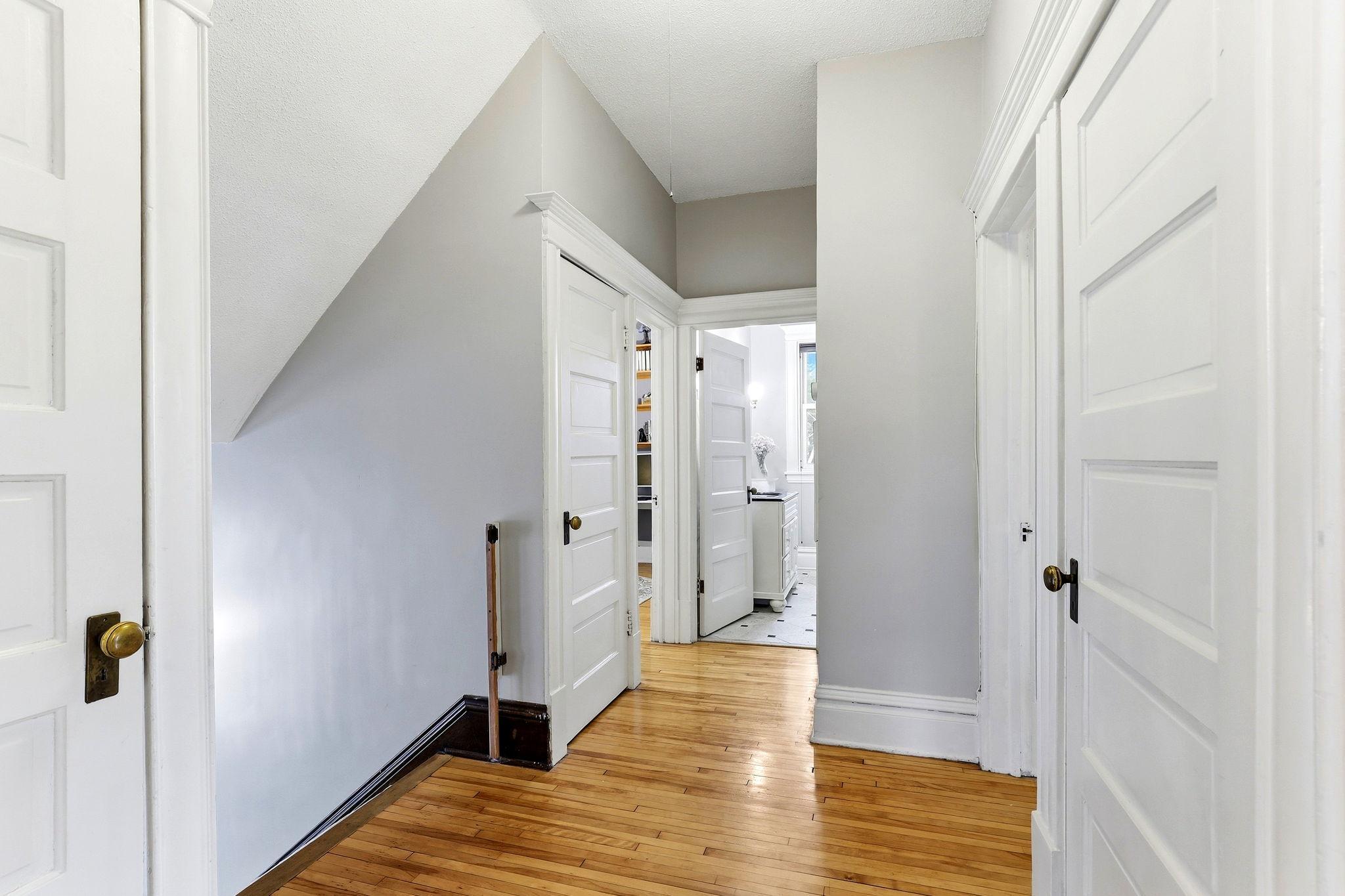 View of Residential at 2700 Bryant Avenue, Minneapolis MN 55408, Minneapolis (31 of 35) - Mike Wilen | Minnesota Team Real Estate