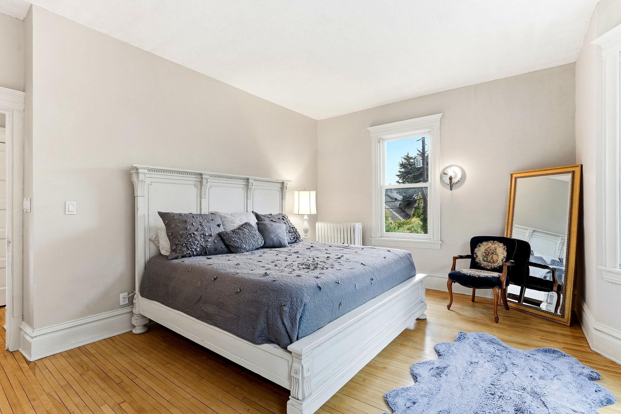 View of Residential at 2700 Bryant Avenue, Minneapolis MN 55408, Minneapolis (22 of 35) - Mike Wilen | Minnesota Team Real Estate