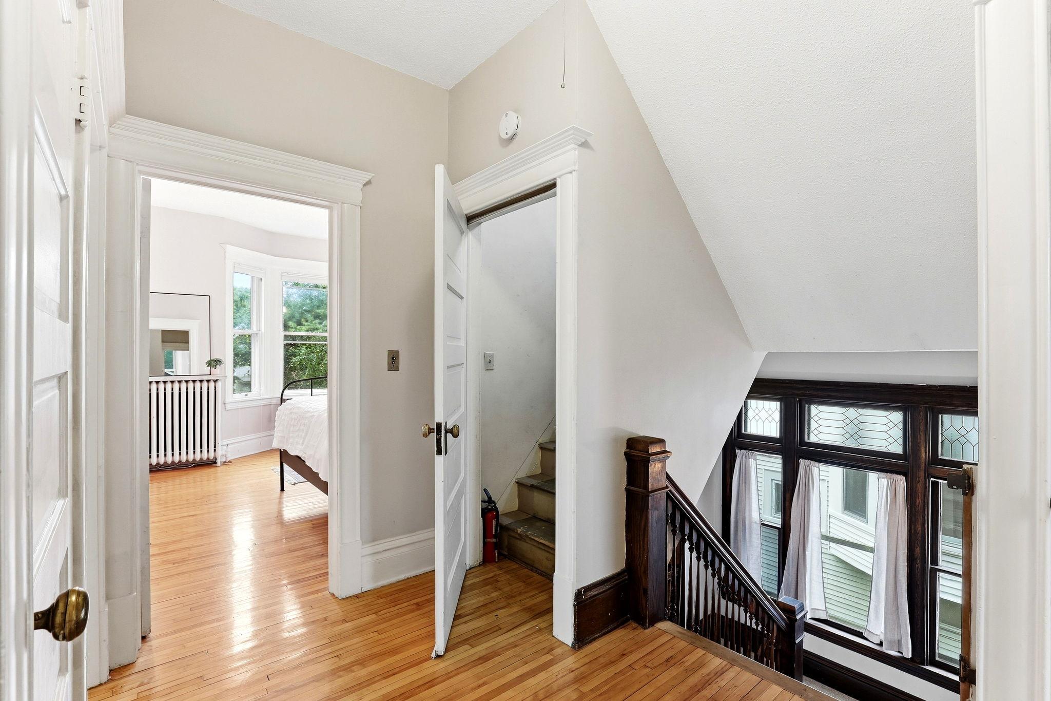 View of Residential at 2700 Bryant Avenue, Minneapolis MN 55408, Minneapolis (26 of 35) - Mike Wilen | Minnesota Team Real Estate