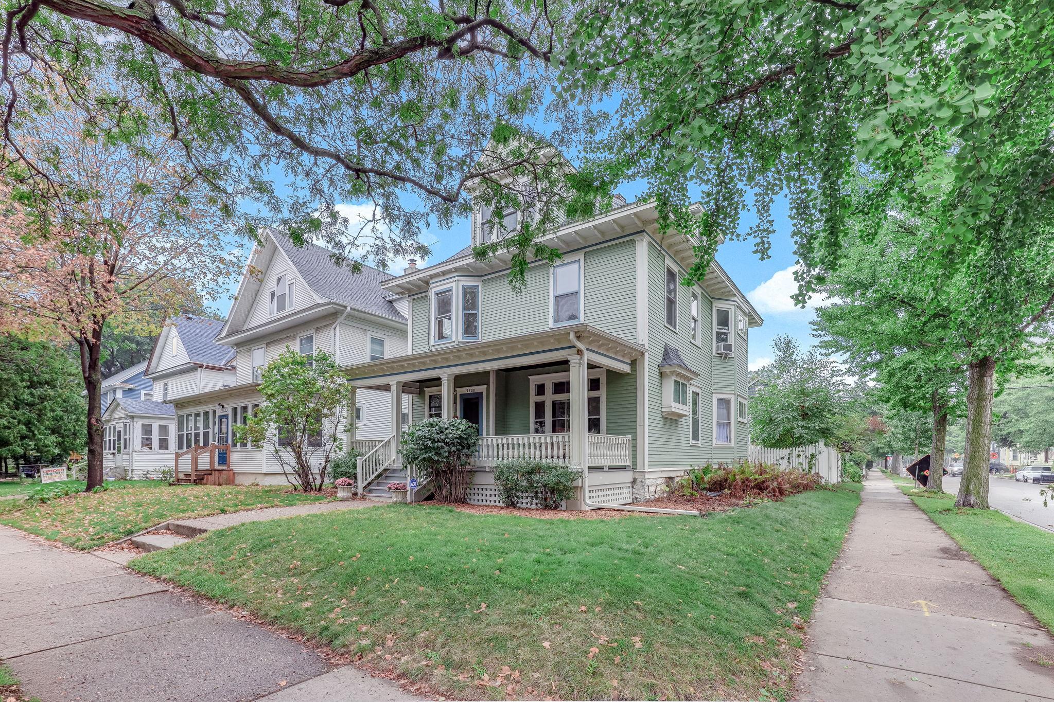 View of Residential at 2700 Bryant Avenue, Minneapolis MN 55408, Minneapolis (43 of 49) - Mike Wilen | Minnesota Team Real Estate