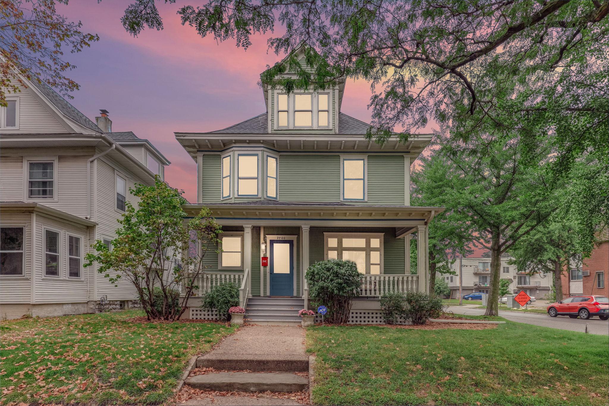 View of Single Family at 2700 Bryant Avenue, Minneapolis - Mike Wilen | Minnesota Team Real Estate
