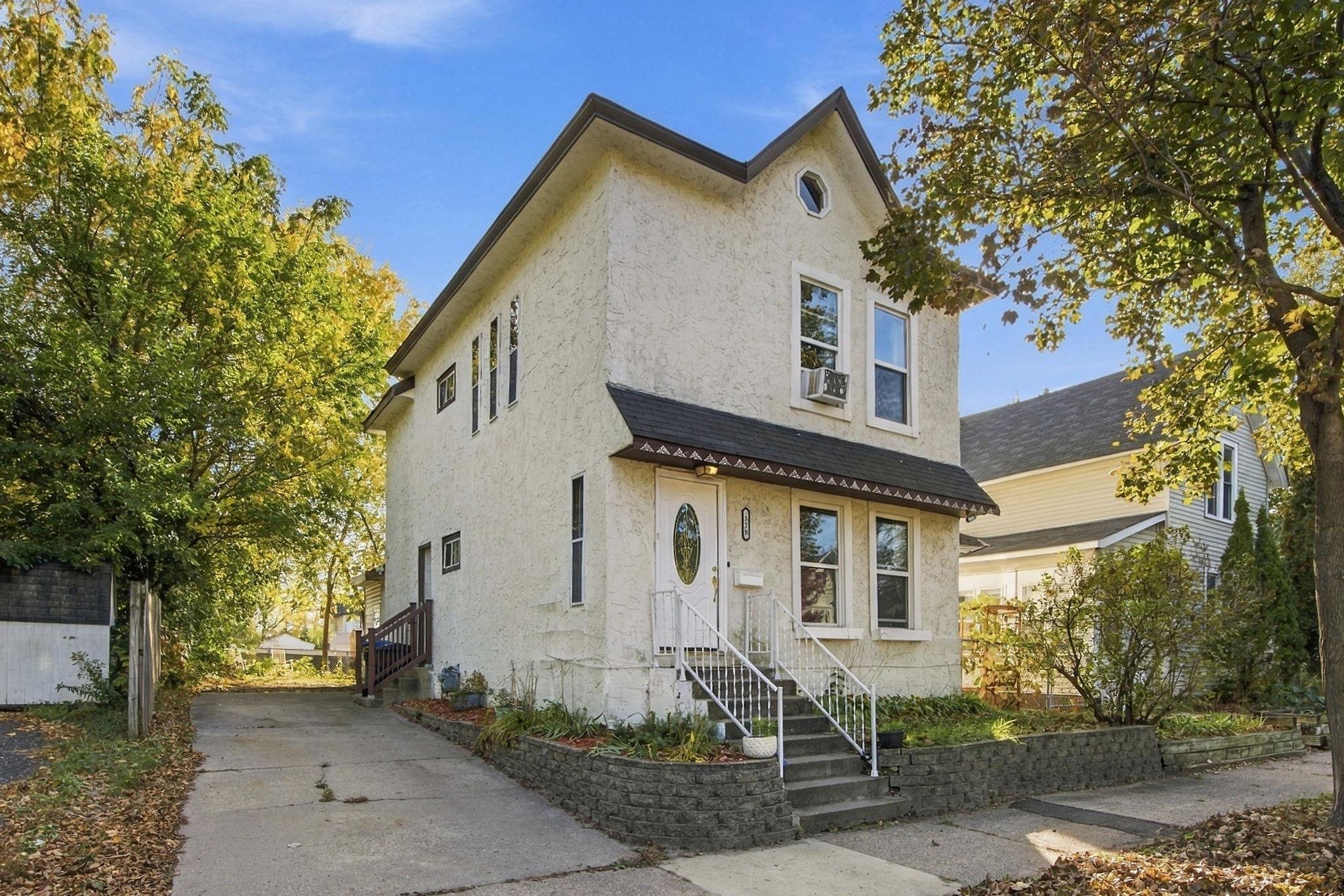 View of Residential at 718 19th Avenue, Minneapolis MN 55418, Minneapolis (2 of 20) - Mike Wilen | Minnesota Team Real Estate