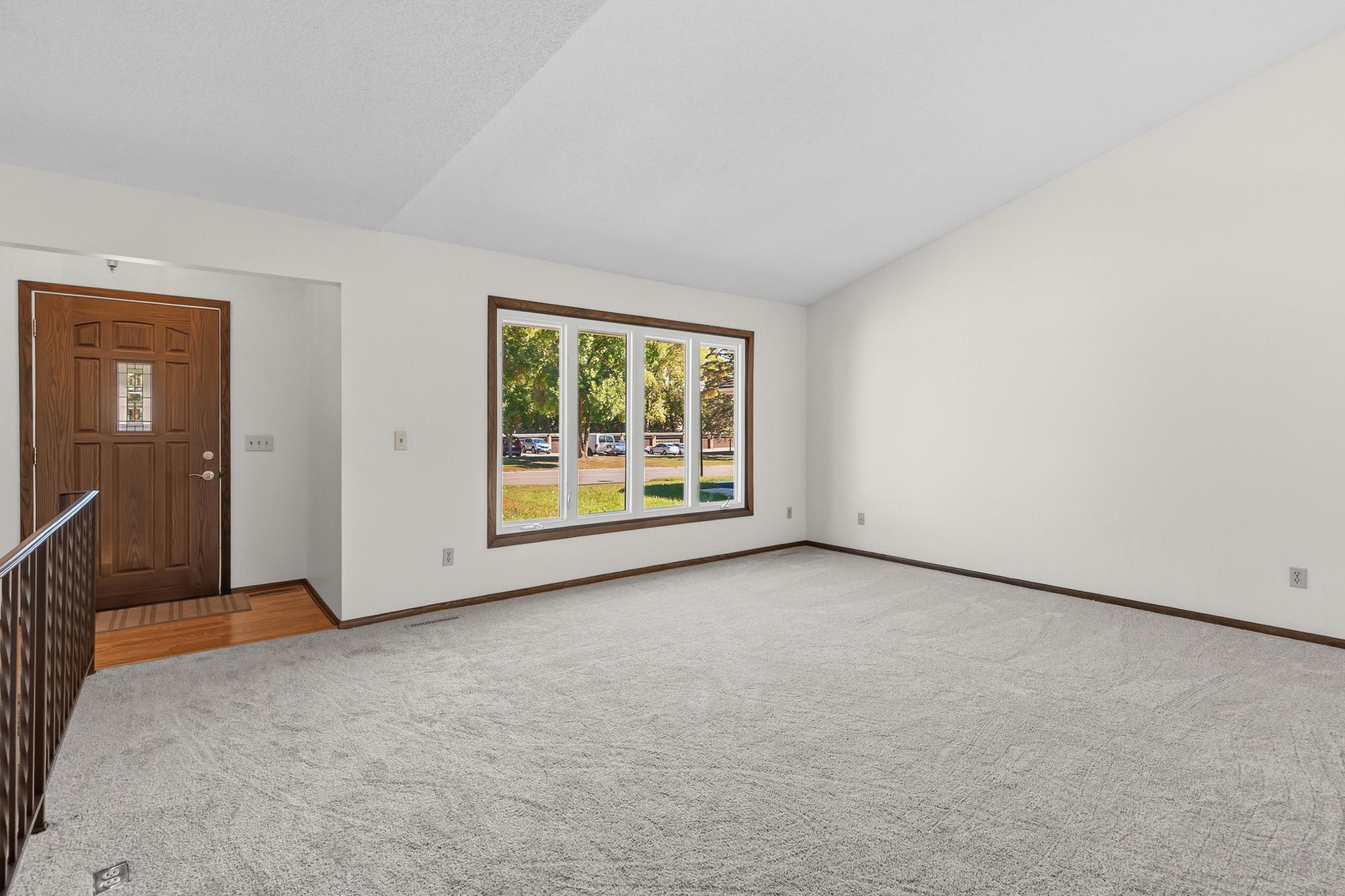 View of Residential at 12885 Germane Avenue, Apple Valley MN 55124, Apple Valley (15 of 36) - Mike Wilen | Minnesota Team Real Estate