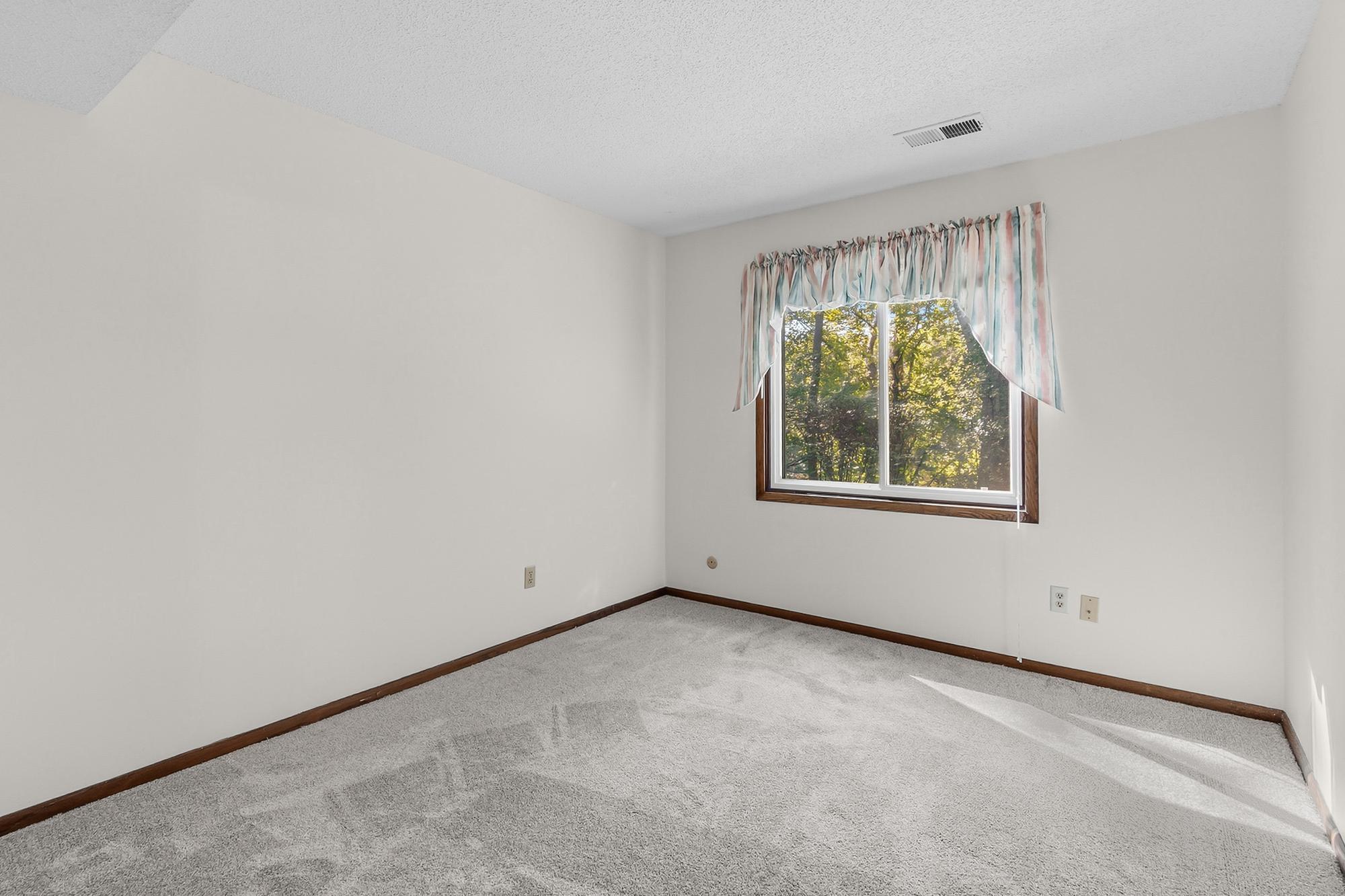 View of Residential at 12885 Germane Avenue, Apple Valley MN 55124, Apple Valley (29 of 36) - Mike Wilen | Minnesota Team Real Estate