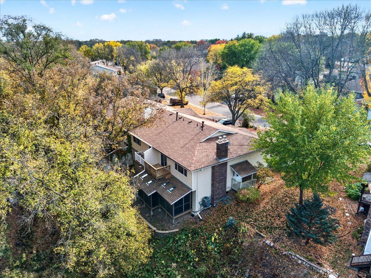 View of Residential at 6109 Creek View Trail, Minnetonka MN 55345, Minnetonka (5 of 39) - Mike Wilen | Minnesota Team Real Estate