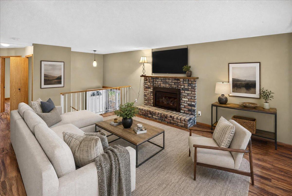 View of Residential at 6109 Creek View Trail, Minnetonka MN 55345, Minnetonka (14 of 39) - Mike Wilen | Minnesota Team Real Estate