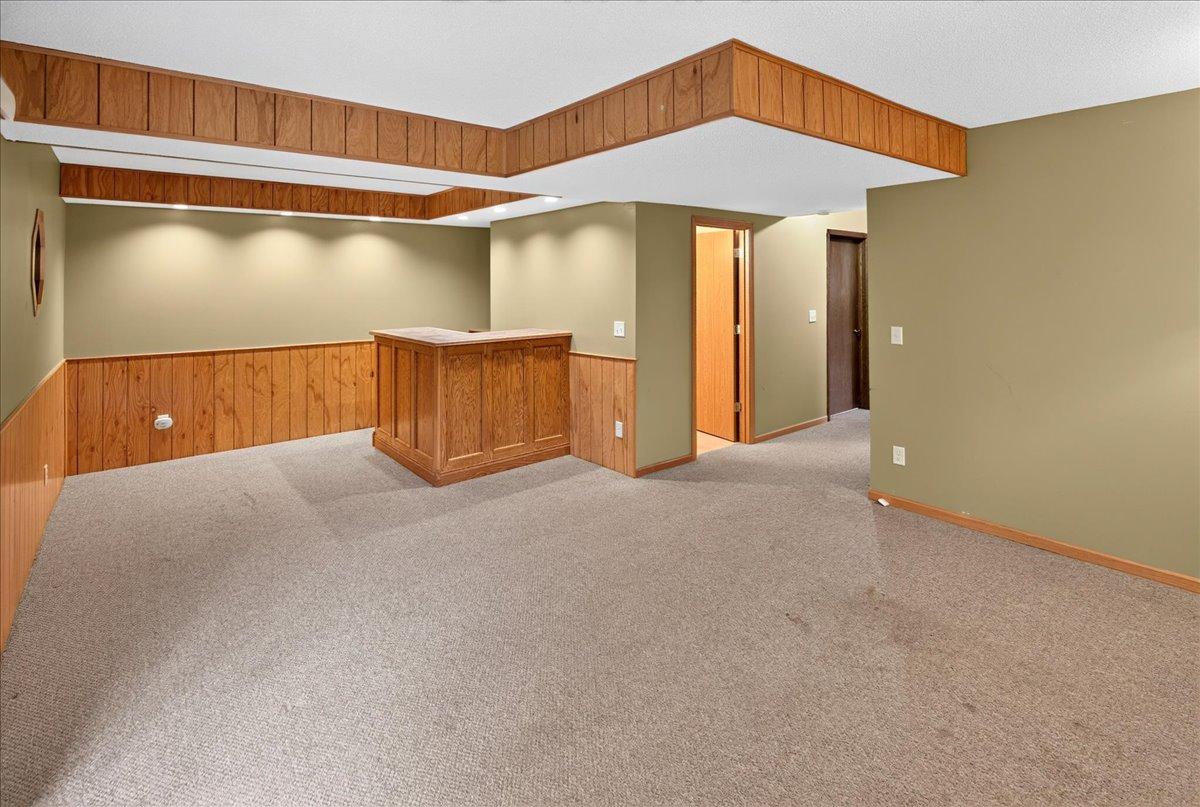 View of Residential at 6109 Creek View Trail, Minnetonka MN 55345, Minnetonka (25 of 39) - Mike Wilen | Minnesota Team Real Estate