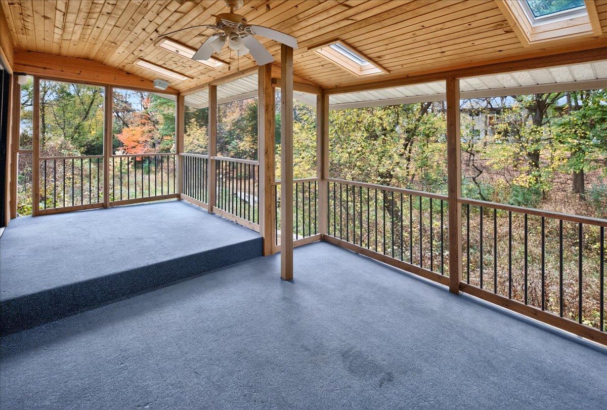 View of Residential at 6109 Creek View Trail, Minnetonka MN 55345, Minnetonka (18 of 39) - Mike Wilen | Minnesota Team Real Estate