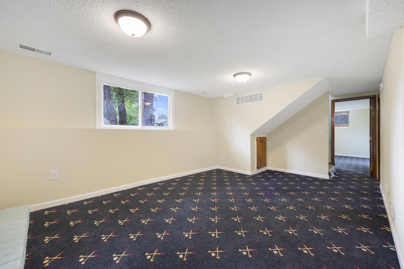 View of Residential at 233 104th Avenue, Coon Rapids MN 55448, Coon Rapids (20 of 34) - Mike Wilen | Minnesota Team Real Estate