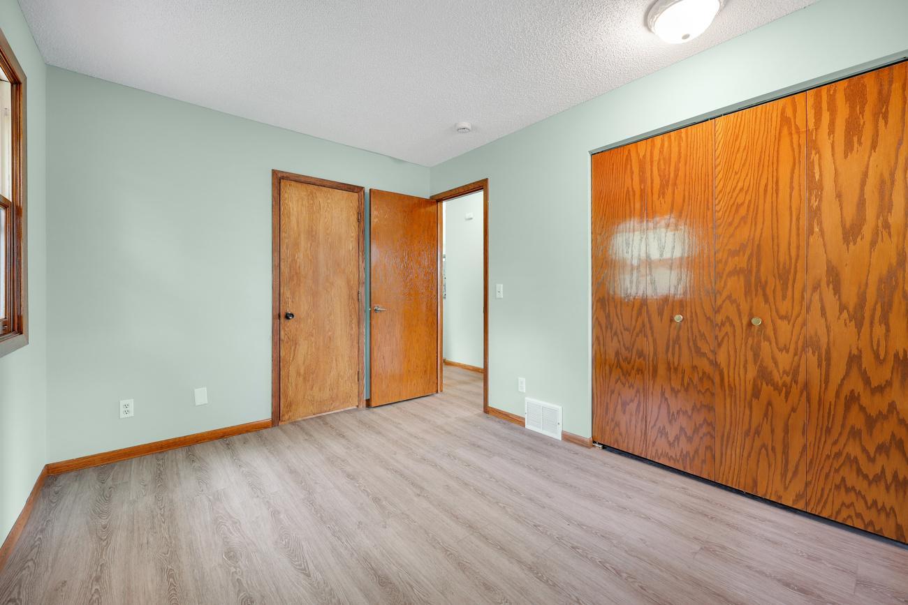 View of Residential at 233 104th Avenue, Coon Rapids MN 55448, Coon Rapids (15 of 34) - Mike Wilen | Minnesota Team Real Estate