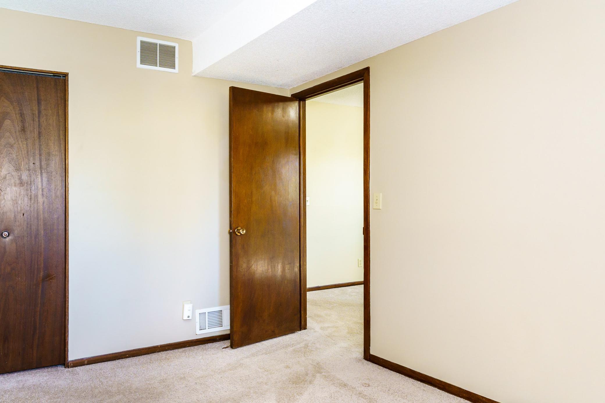 View of Residential at 10355 Balsam Lane, Eden Prairie MN 55347, Eden Prairie (24 of 36) - Mike Wilen | Minnesota Team Real Estate