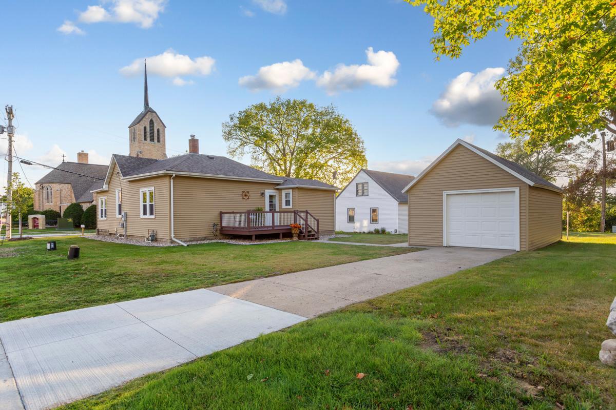 View of Residential at 321 Oak Street, Le Sueur MN 56058, Le Sueur (16 of 20) - Mike Wilen | Minnesota Team Real Estate