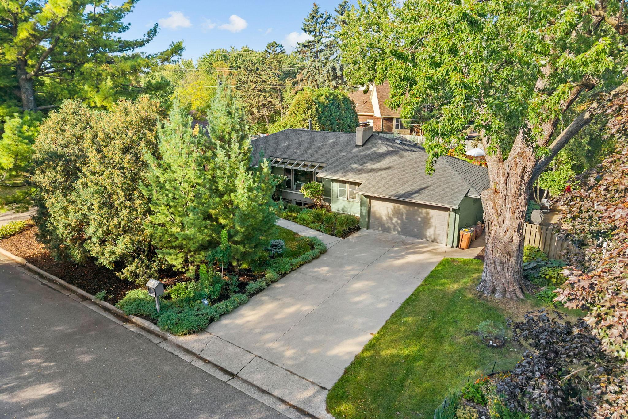 View of Residential at 5108 Oxford Avenue, Edina MN 55436, Edina (2 of 52) - Mike Wilen | Minnesota Team Real Estate