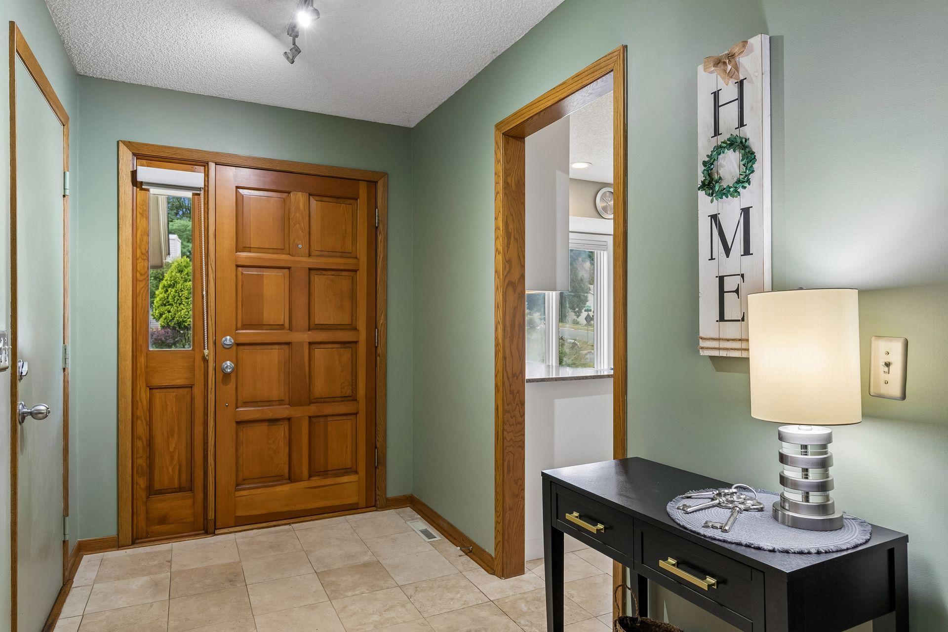 View of Residential at 15549 Michele Lane, Eden Prairie MN 55346, Eden Prairie (6 of 53) - Mike Wilen | Minnesota Team Real Estate