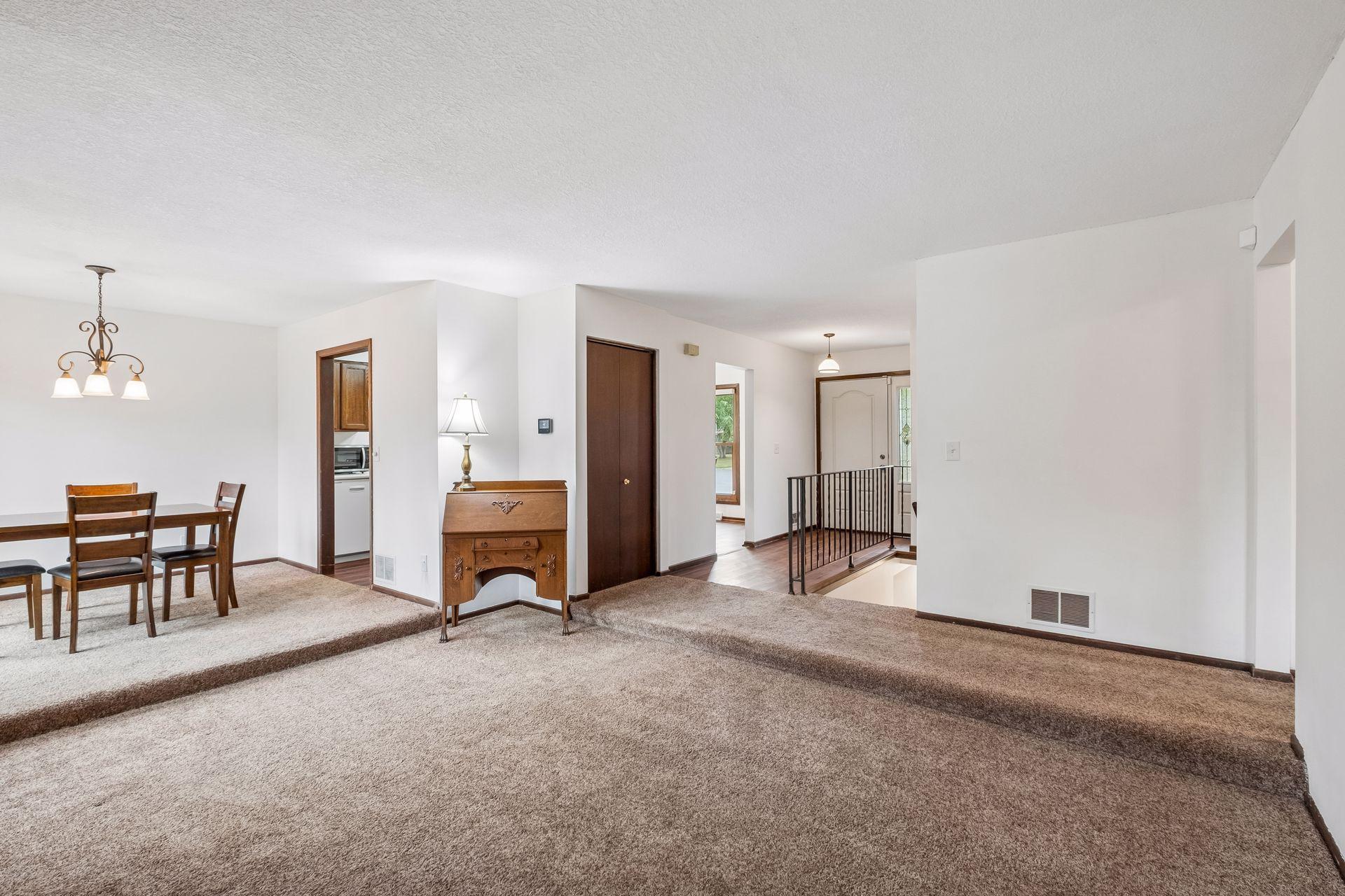 View of Residential at 4758 Hauge Circle, Eagan MN 55122, Eagan (7 of 39) - Mike Wilen | Minnesota Team Real Estate