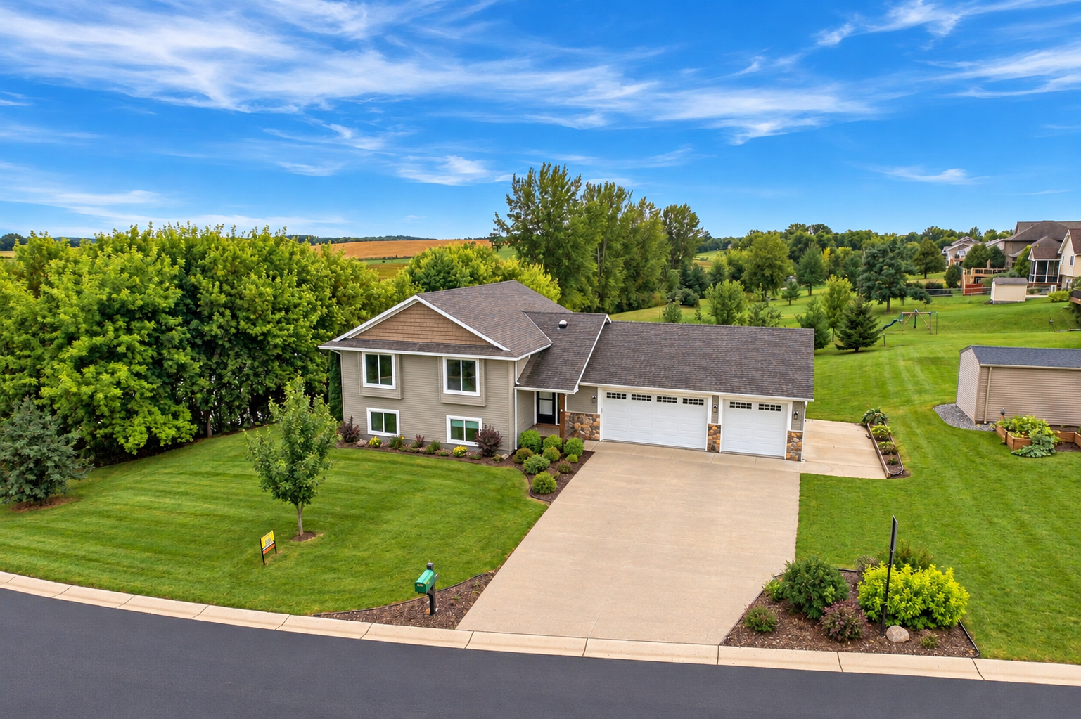 View of Residential at 822 Deer Path, Montgomery MN 56069, Montgomery (4 of 64) - Mike Wilen | Minnesota Team Real Estate