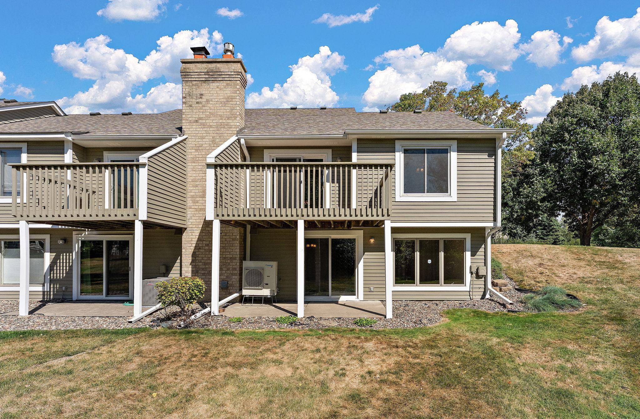 View of Residential at 978 Winterberry Drive, Woodbury MN 55125, Woodbury (4 of 35) - Mike Wilen | Minnesota Team Real Estate