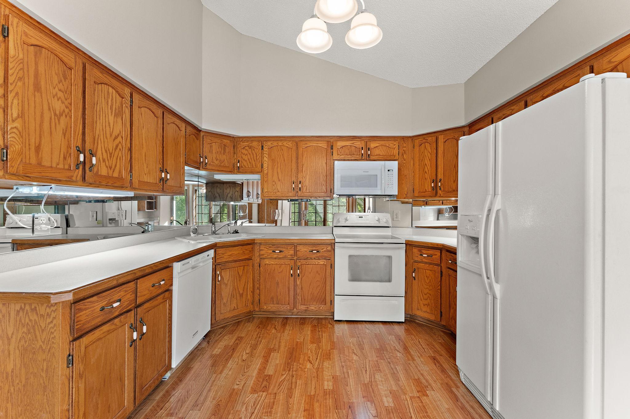 View of Residential at 978 Winterberry Drive, Woodbury MN 55125, Woodbury (17 of 35) - Mike Wilen | Minnesota Team Real Estate