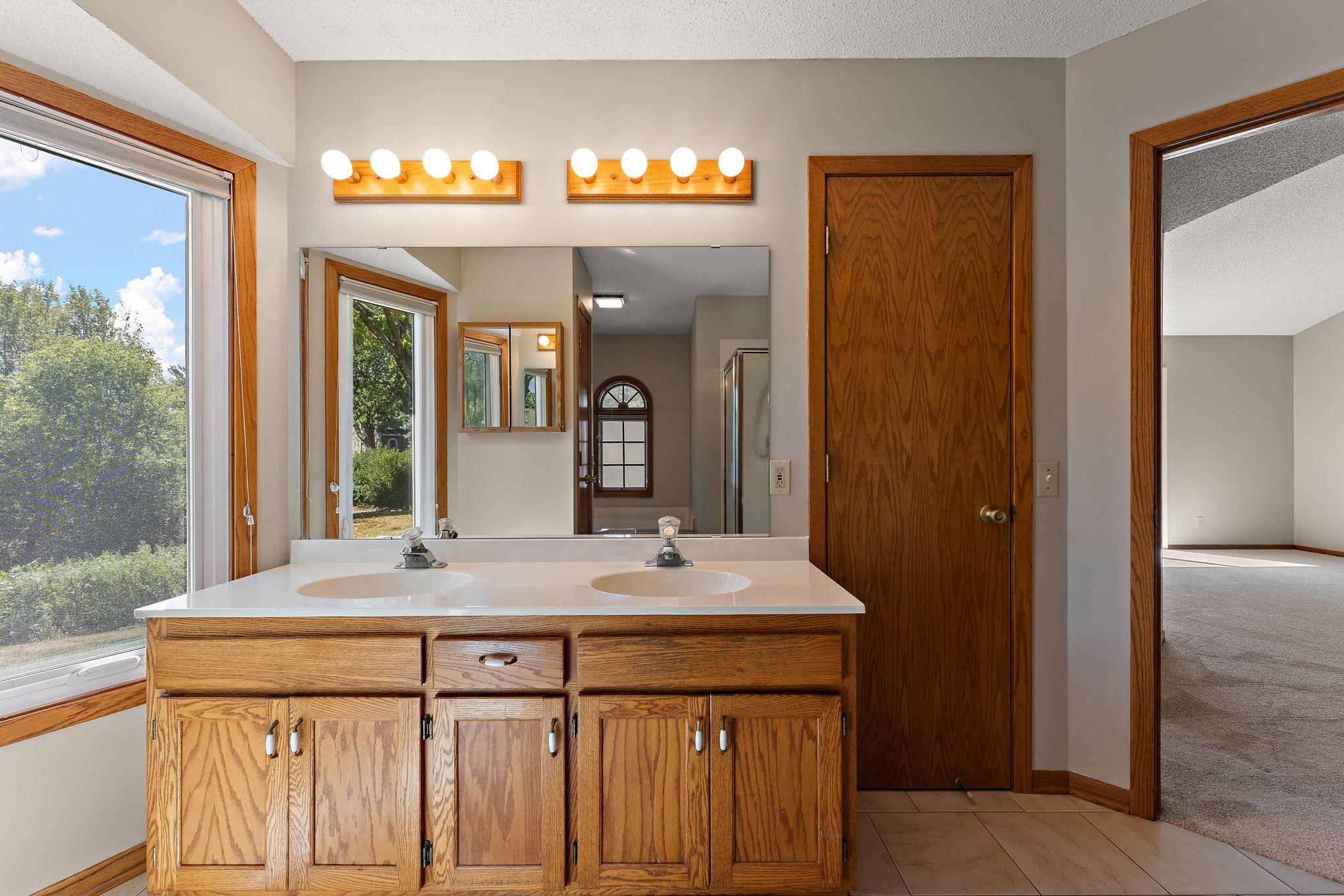 View of Residential at 978 Winterberry Drive, Woodbury MN 55125, Woodbury (24 of 35) - Mike Wilen | Minnesota Team Real Estate