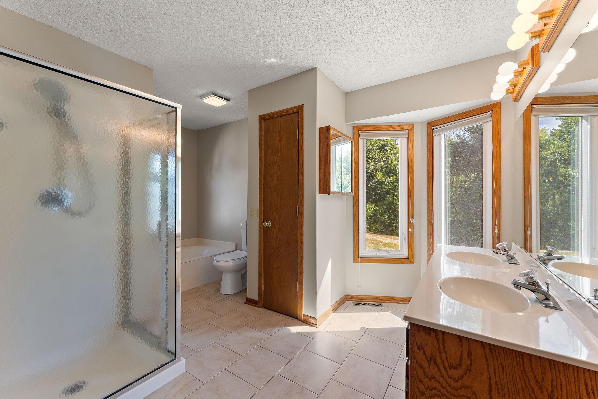 View of Residential at 978 Winterberry Drive, Woodbury MN 55125, Woodbury (23 of 35) - Mike Wilen | Minnesota Team Real Estate