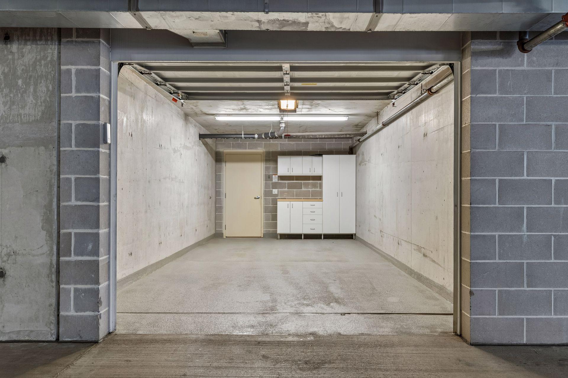 View of Residential at 100 3rd Avenue #3302, Minneapolis MN 55401, Minneapolis (70 of 90) - Mike Wilen | Minnesota Team Real Estate