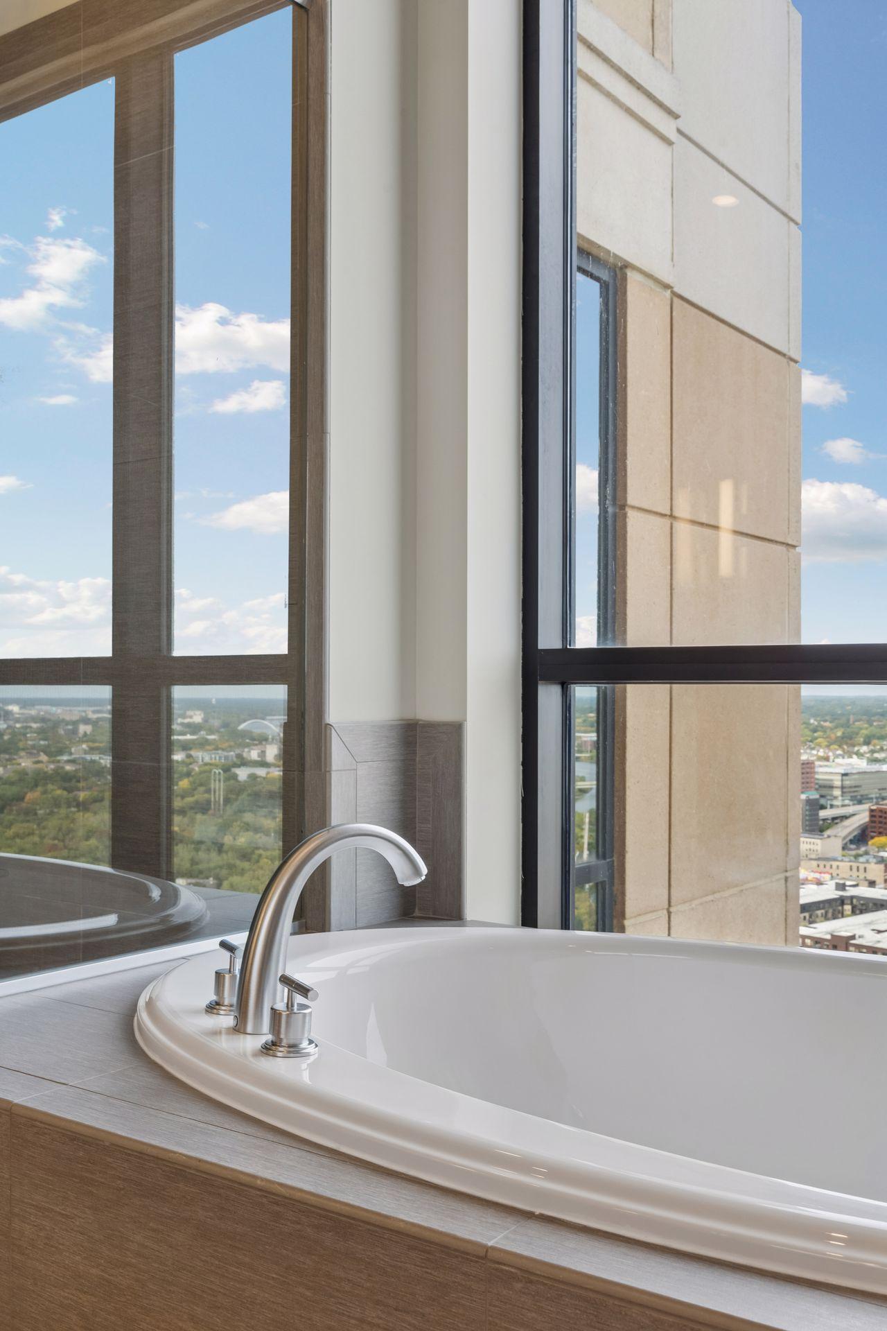 View of Residential at 100 3rd Avenue #3302, Minneapolis MN 55401, Minneapolis (59 of 90) - Mike Wilen | Minnesota Team Real Estate