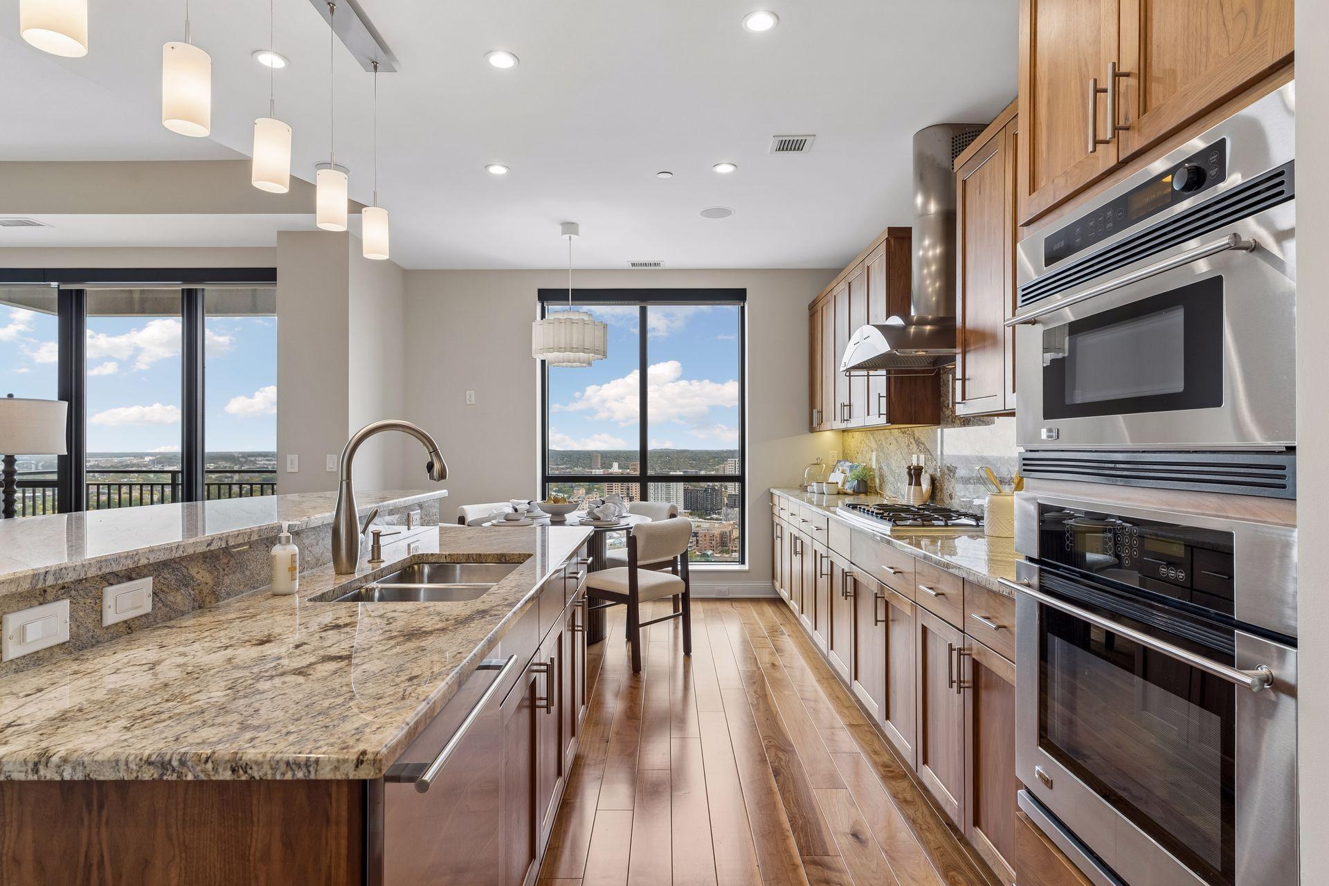 View of Residential at 100 3rd Avenue #3302, Minneapolis MN 55401, Minneapolis (33 of 90) - Mike Wilen | Minnesota Team Real Estate