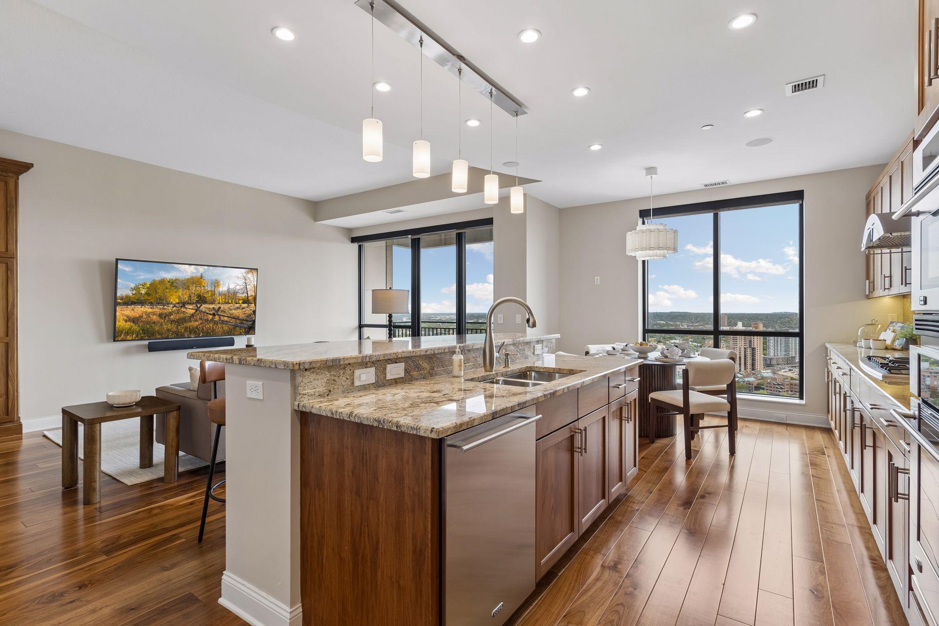 View of Residential at 100 3rd Avenue #3302, Minneapolis MN 55401, Minneapolis (32 of 90) - Mike Wilen | Minnesota Team Real Estate