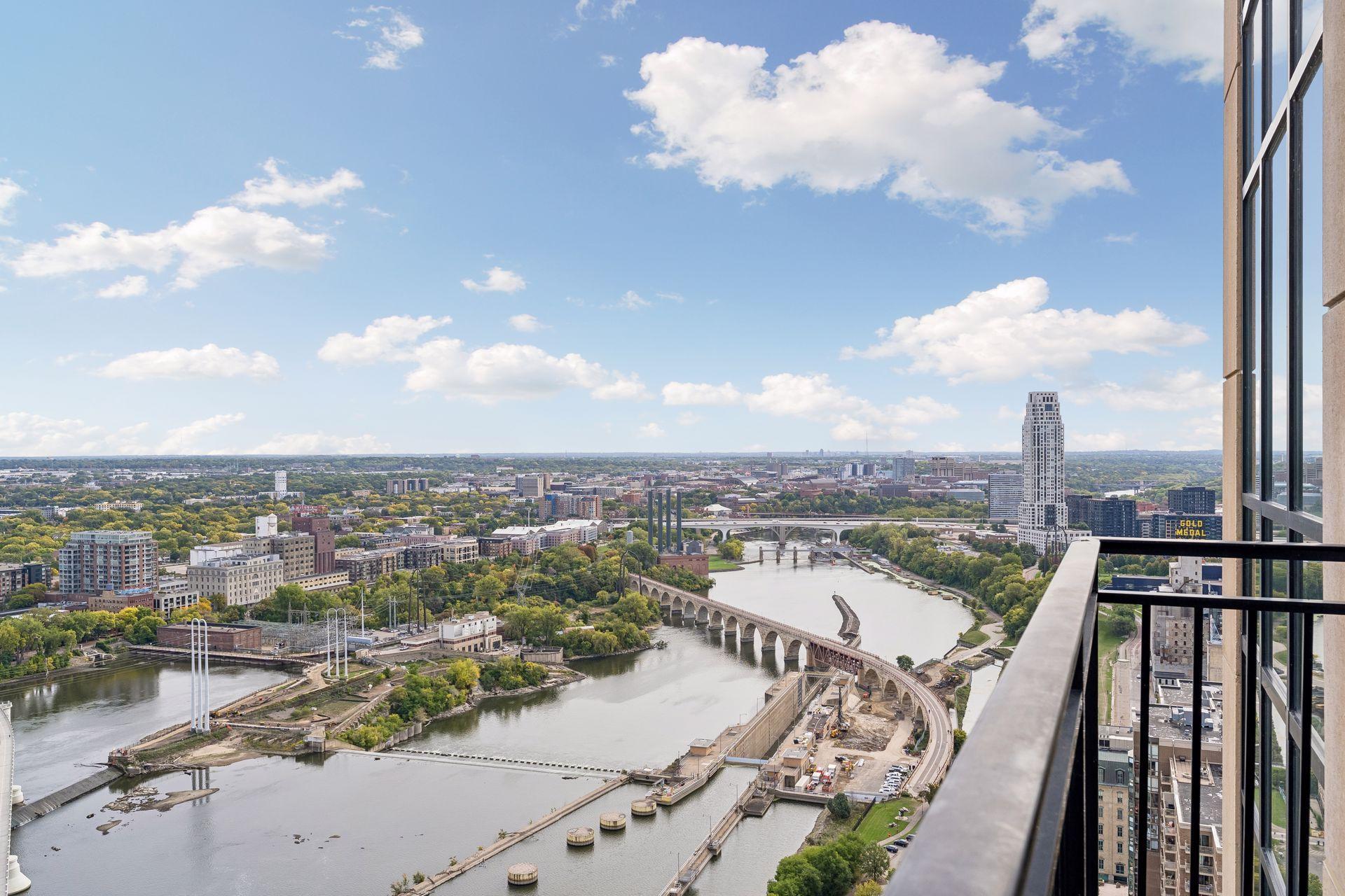 View of Residential at 100 3rd Avenue #3302, Minneapolis MN 55401, Minneapolis (26 of 90) - Mike Wilen | Minnesota Team Real Estate
