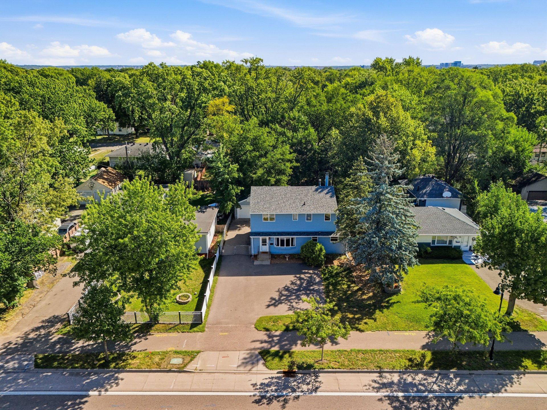View of Residential at 7417 Portland Avenue, Richfield MN 55423, Richfield (55 of 66) - Mike Wilen | Minnesota Team Real Estate