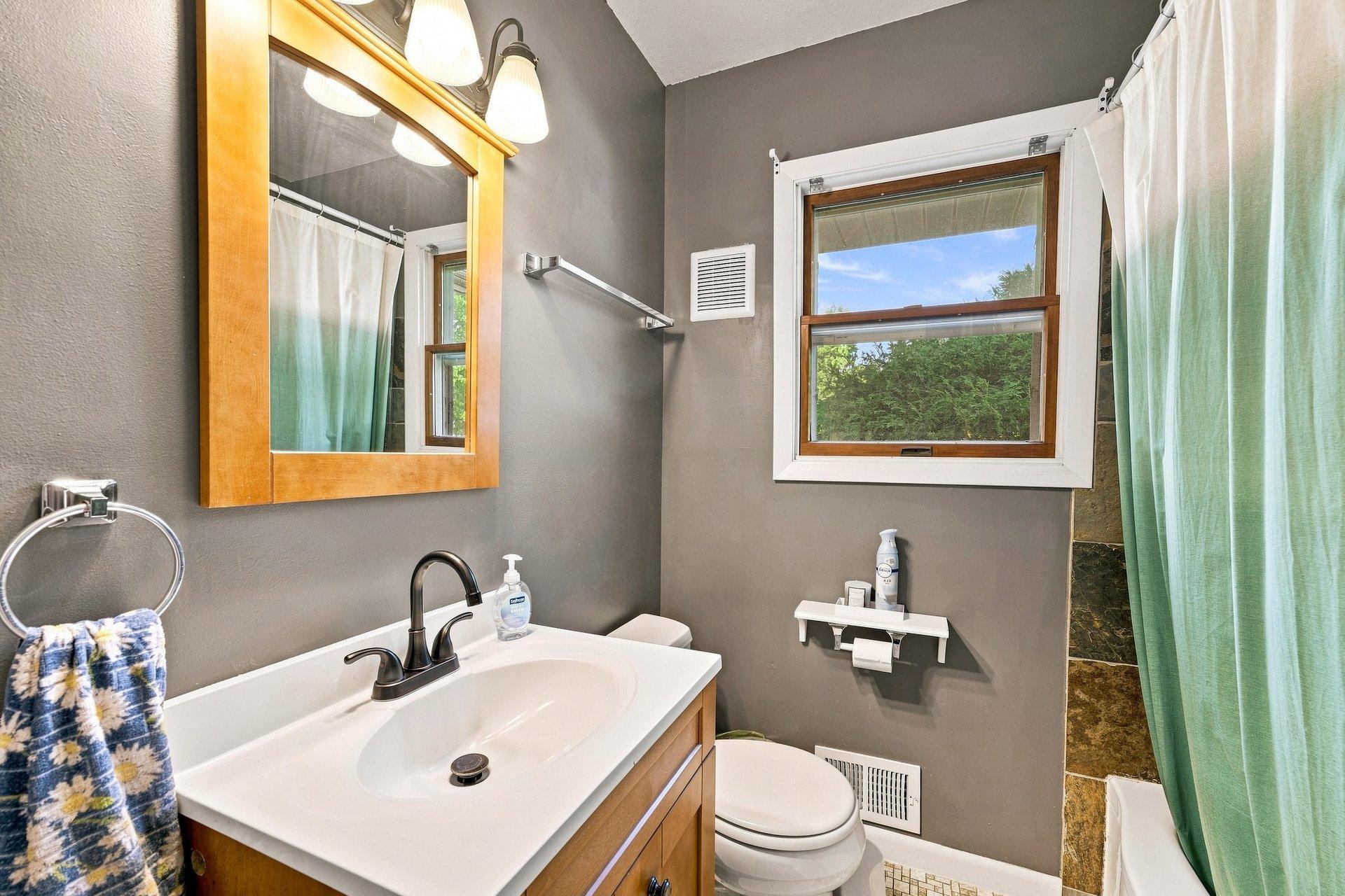 View of Residential at 7417 Portland Avenue, Richfield MN 55423, Richfield (19 of 66) - Mike Wilen | Minnesota Team Real Estate