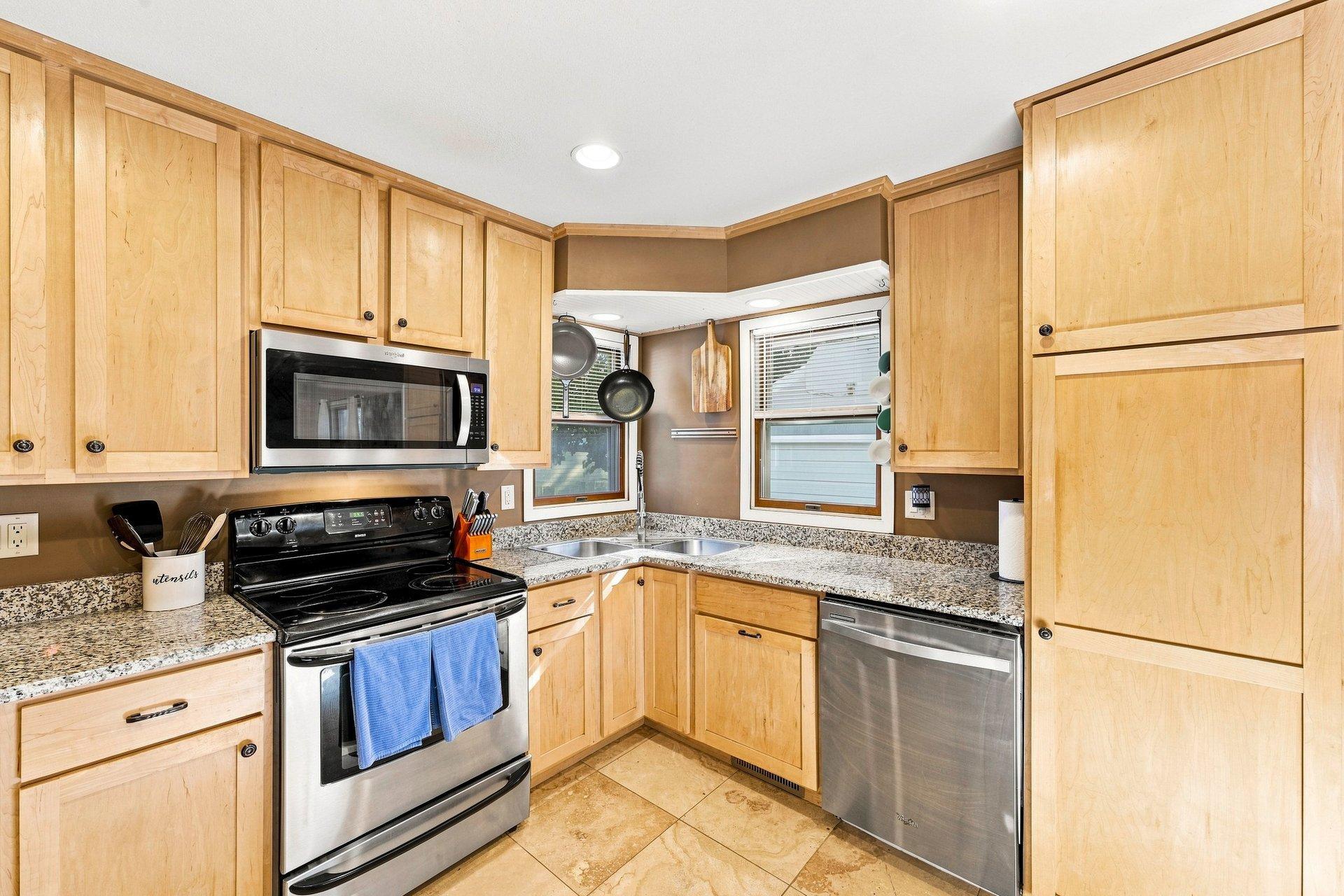 View of Residential at 7417 Portland Avenue, Richfield MN 55423, Richfield (13 of 66) - Mike Wilen | Minnesota Team Real Estate