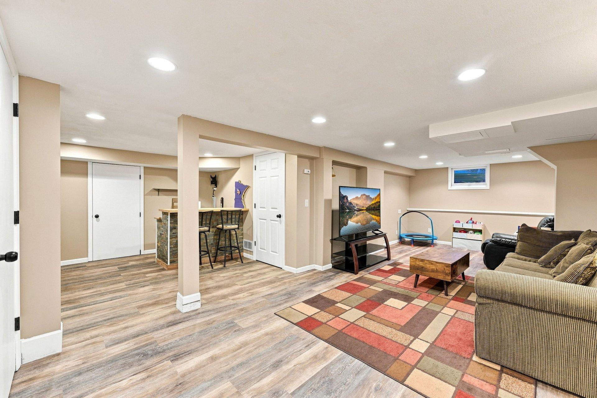 View of Residential at 7417 Portland Avenue, Richfield MN 55423, Richfield (41 of 66) - Mike Wilen | Minnesota Team Real Estate