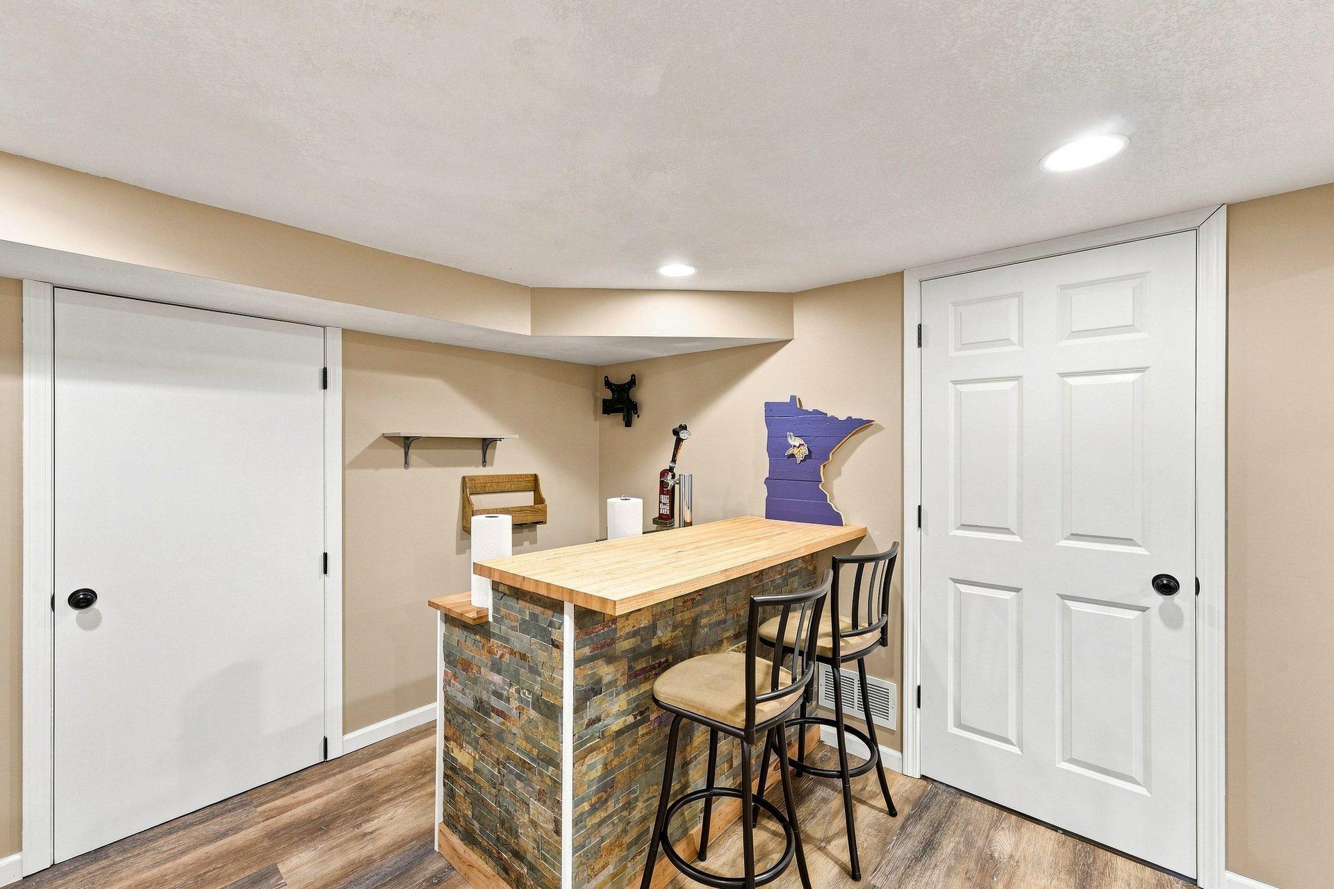 View of Residential at 7417 Portland Avenue, Richfield MN 55423, Richfield (39 of 66) - Mike Wilen | Minnesota Team Real Estate
