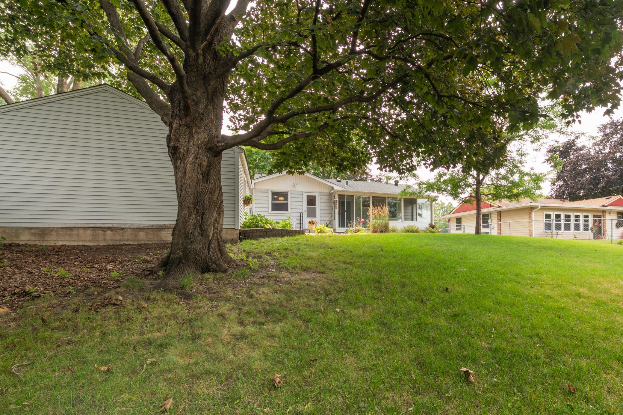 View of Residential at 671 58th Avenue, Fridley MN 55432, Fridley (32 of 37) - Mike Wilen | Minnesota Team Real Estate