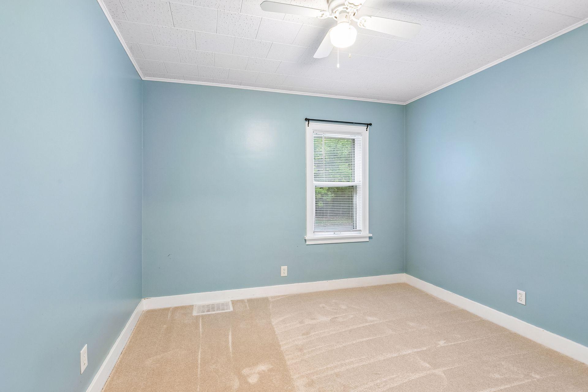 View of Residential at 4412 Newton Avenue, Minneapolis MN 55412, Minneapolis (12 of 40) - Mike Wilen | Minnesota Team Real Estate