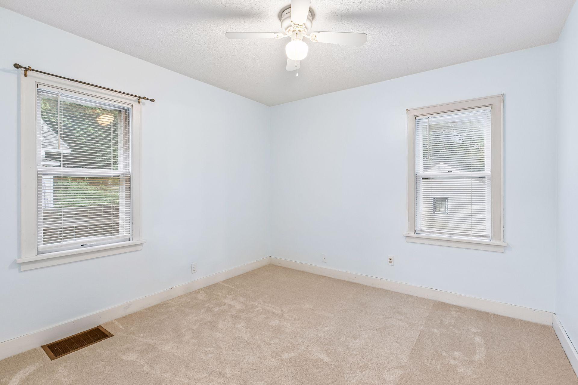 View of Residential at 4412 Newton Avenue, Minneapolis MN 55412, Minneapolis (16 of 40) - Mike Wilen | Minnesota Team Real Estate