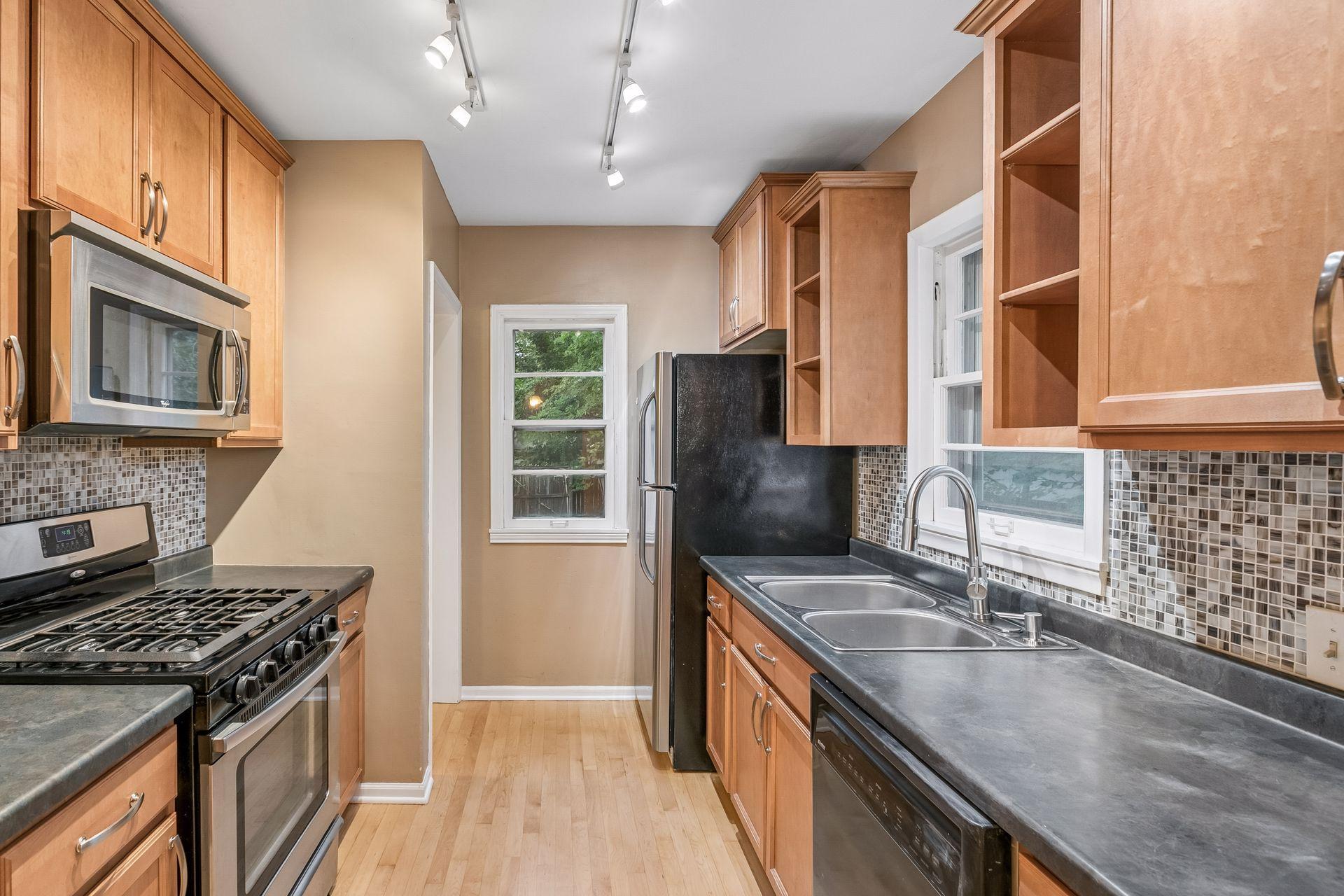 View of Residential at 4412 Newton Avenue, Minneapolis MN 55412, Minneapolis (10 of 40) - Mike Wilen | Minnesota Team Real Estate