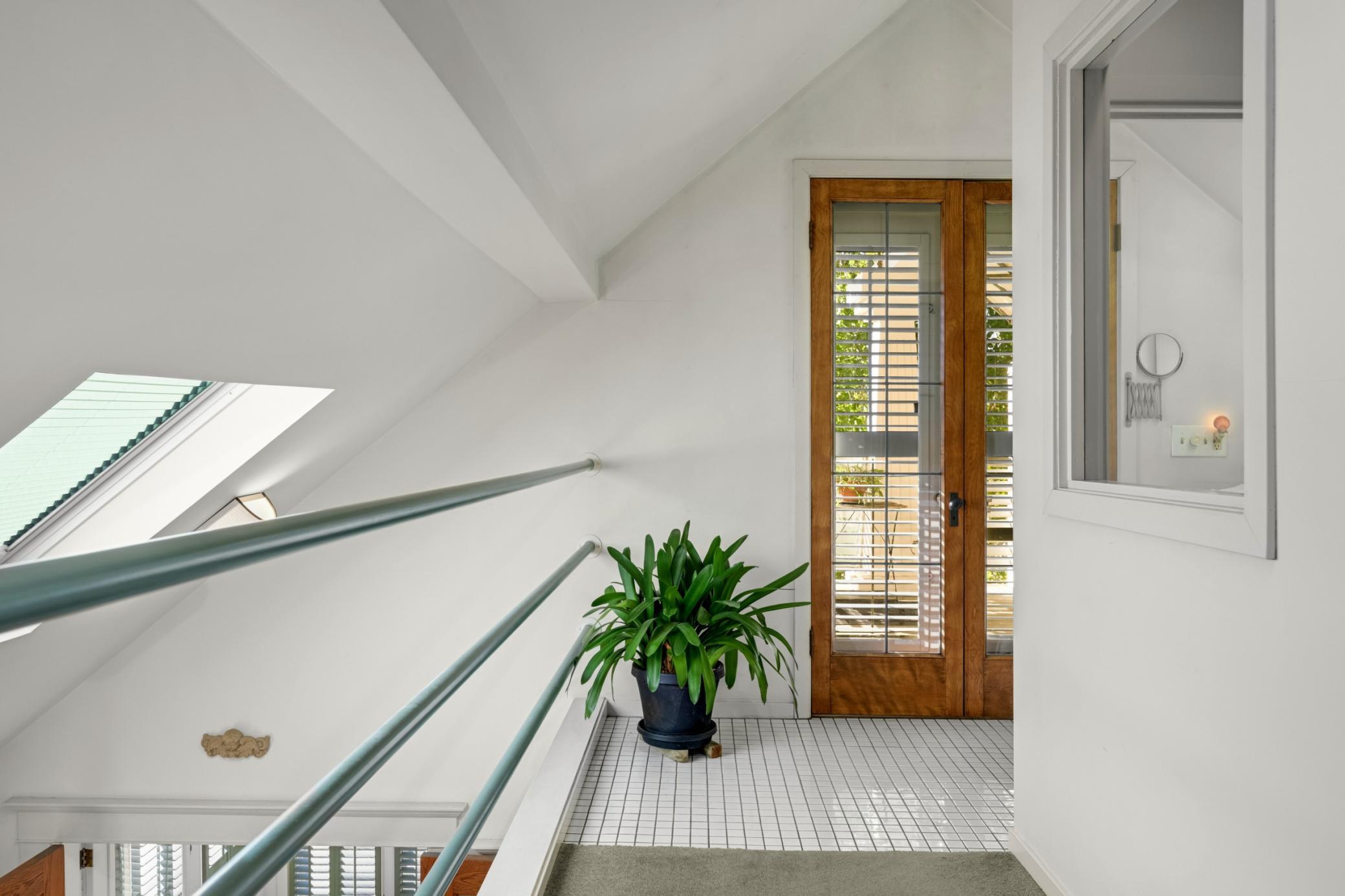View of Residential at 3314 Holmes Avenue, Minneapolis MN 55408, Minneapolis (40 of 78) - Mike Wilen | Minnesota Team Real Estate