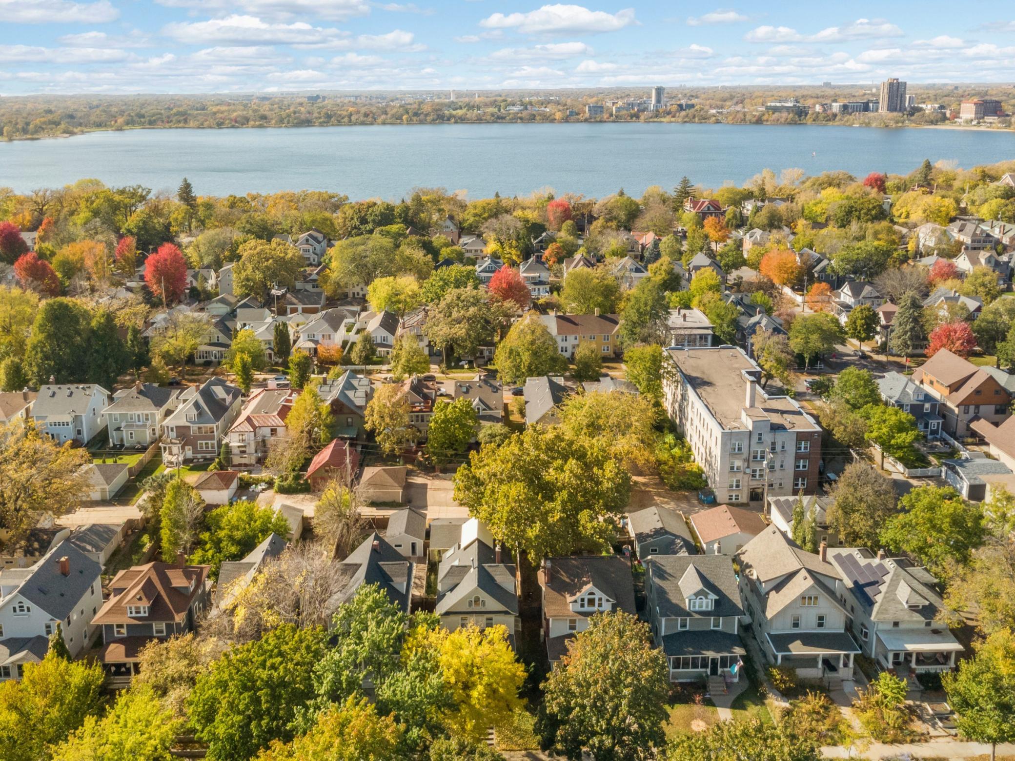 View of Residential at 3314 Holmes Avenue, Minneapolis MN 55408, Minneapolis (8 of 78) - Mike Wilen | Minnesota Team Real Estate