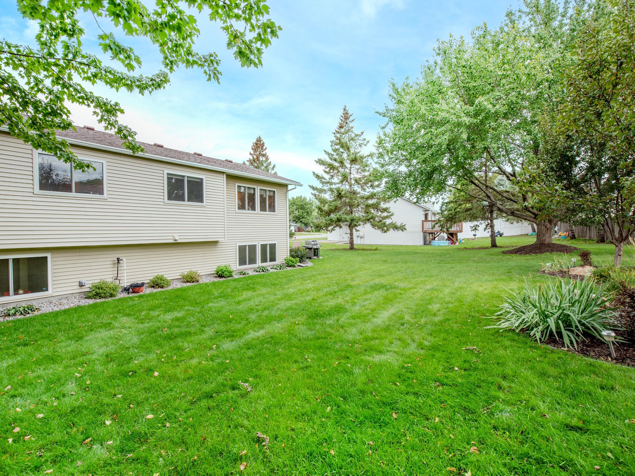 View of Residential at 1466 Laurel Avenue, Saint Paul Park MN 55071, Saint Paul Park (57 of 63) - Mike Wilen | Minnesota Team Real Estate