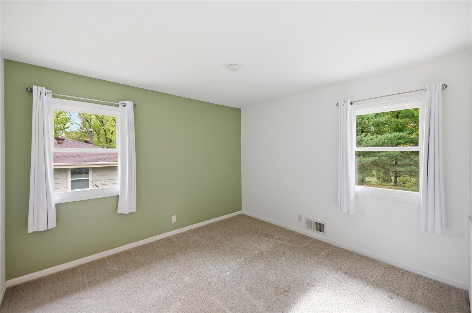 View of Residential at 4409 Poplar Bridge Road, Bloomington MN 55437, Bloomington (23 of 46) - Mike Wilen | Minnesota Team Real Estate