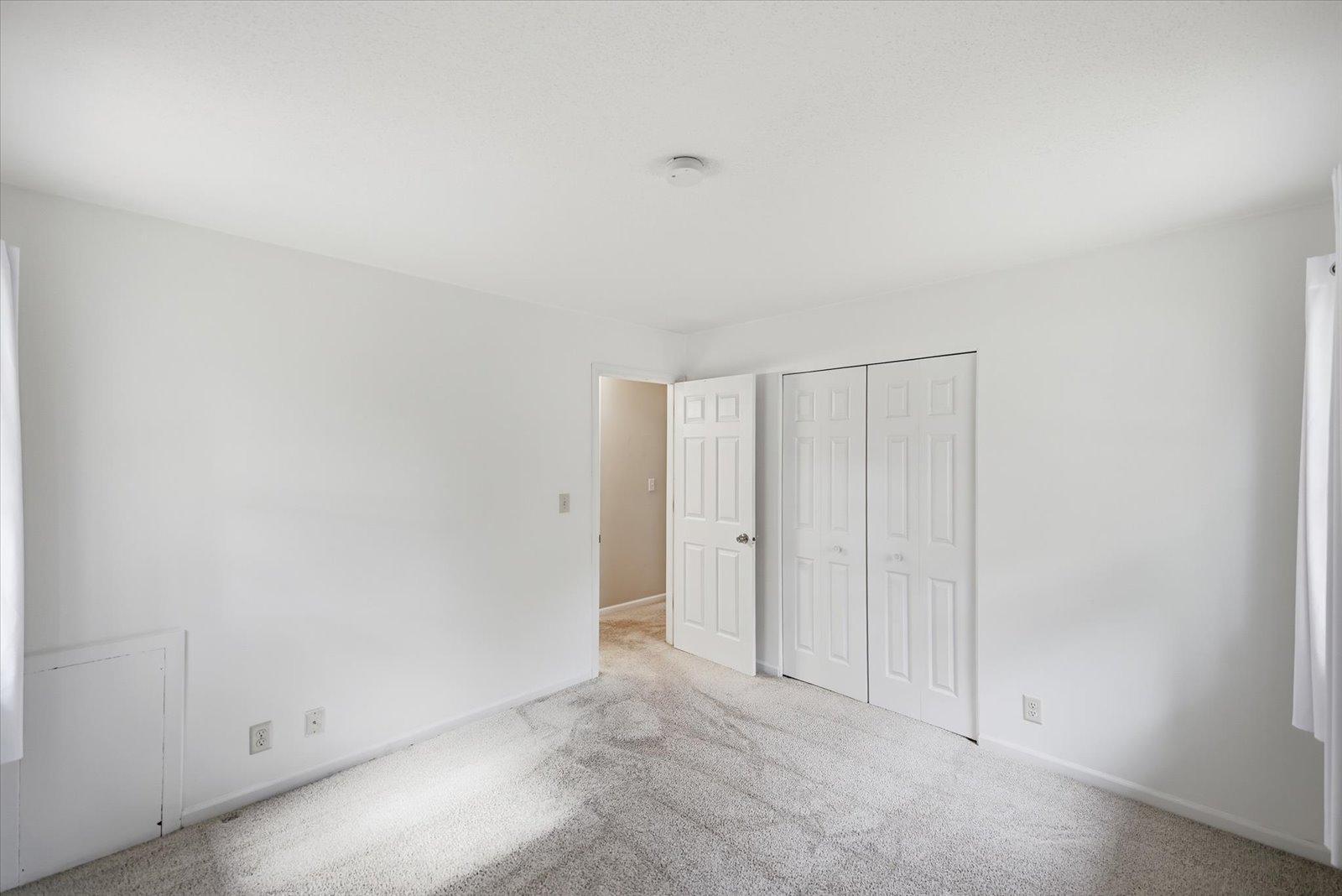 View of Residential at 4409 Poplar Bridge Road, Bloomington MN 55437, Bloomington (22 of 46) - Mike Wilen | Minnesota Team Real Estate