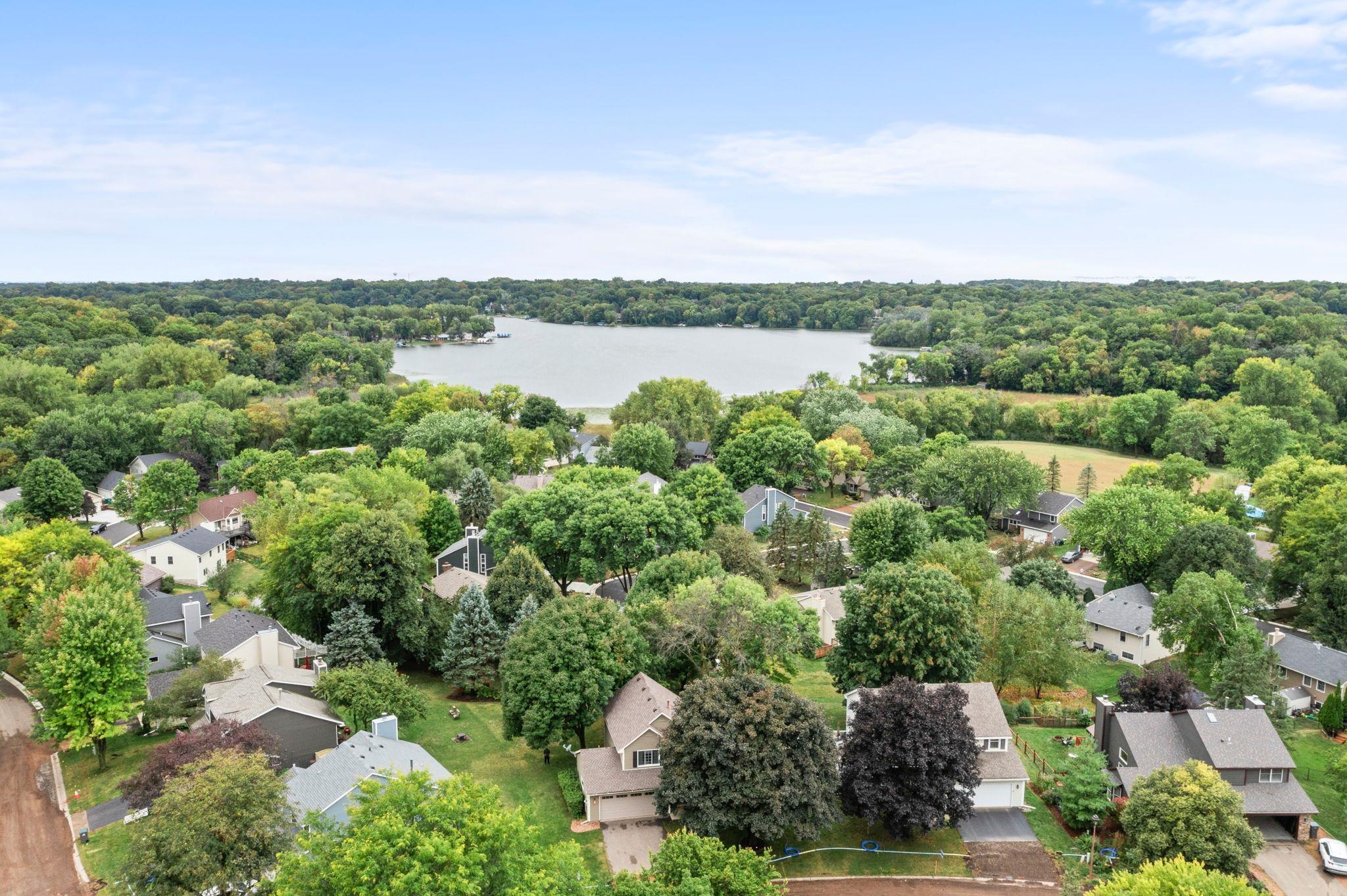 View of Residential at 121 Fox Hollow Drive, Chanhassen MN 55317, Chanhassen (32 of 37) - Mike Wilen | Minnesota Team Real Estate