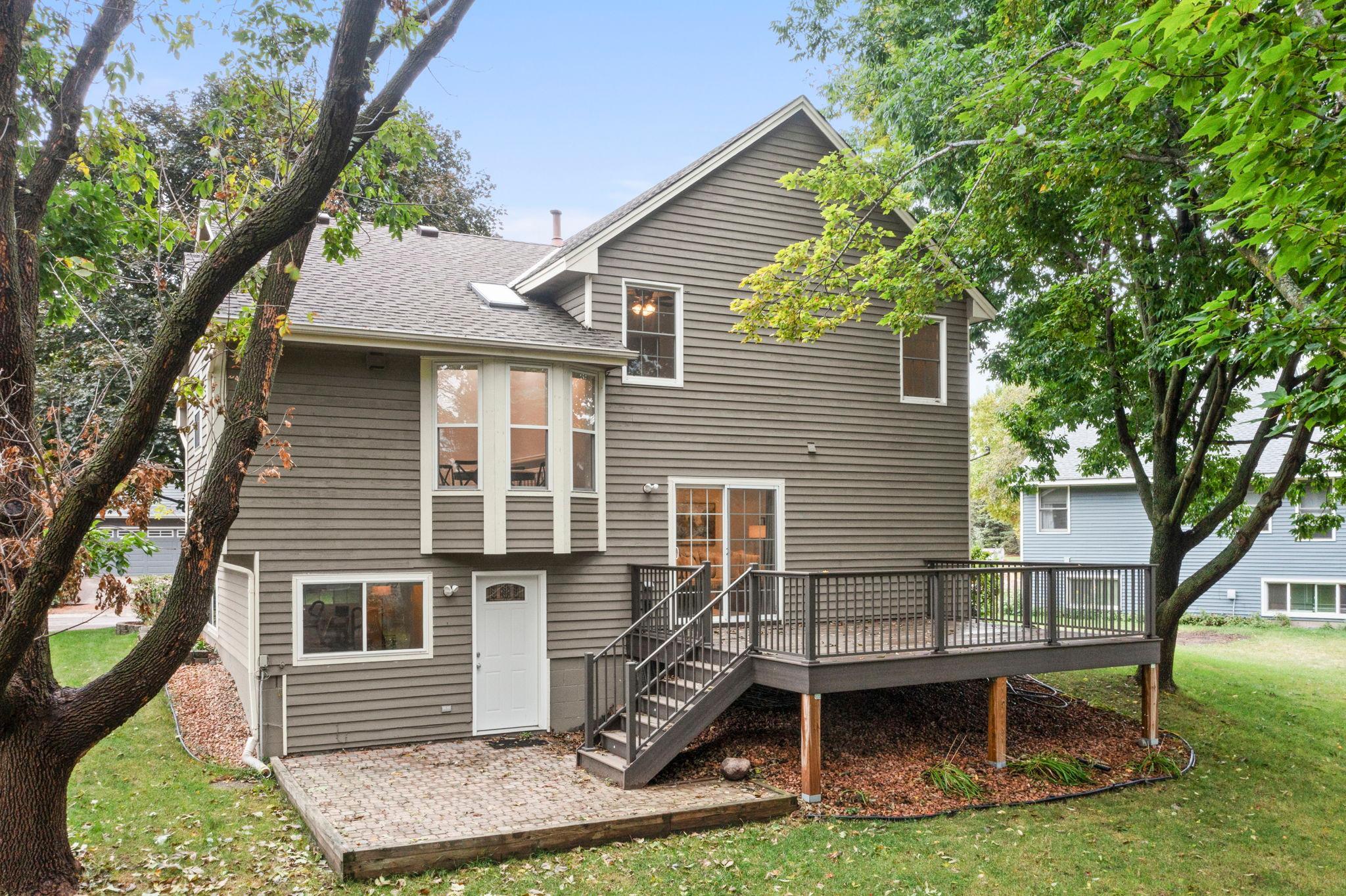 View of Residential at 121 Fox Hollow Drive, Chanhassen MN 55317, Chanhassen (27 of 37) - Mike Wilen | Minnesota Team Real Estate