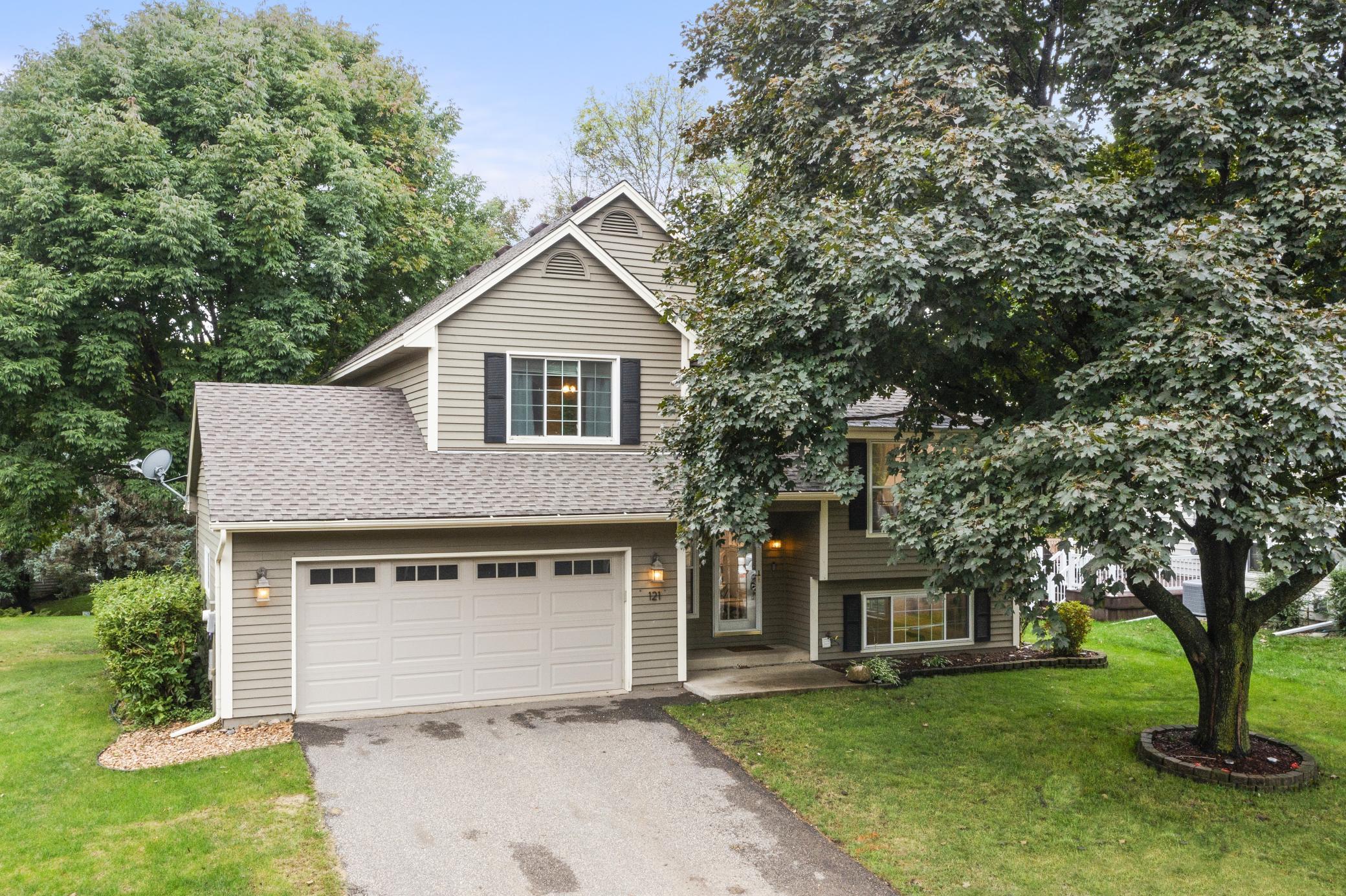 View of Single Family at 121 Fox Hollow Drive, Chanhassen - Mike Wilen | Minnesota Team Real Estate